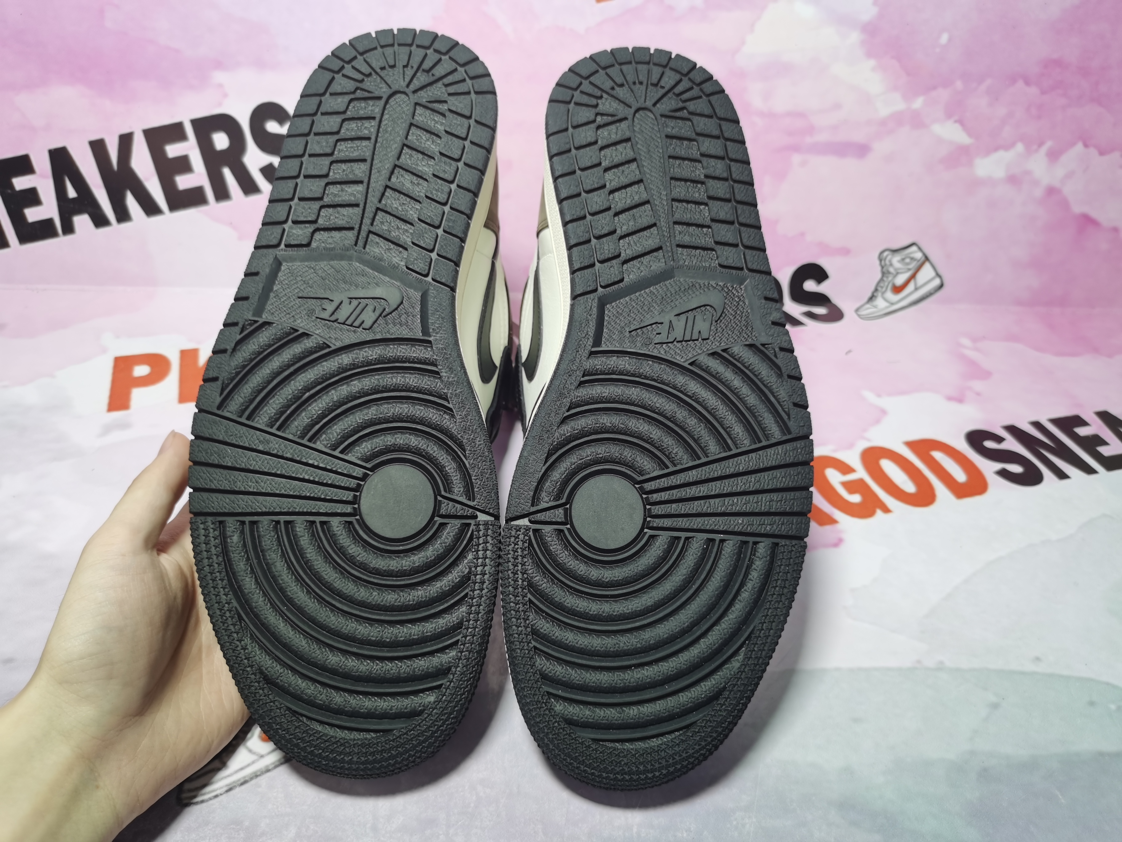 🔥Flash Sale 99$🔥PKGoden Jordan 1 Retro High Dark Mocha 555088-105