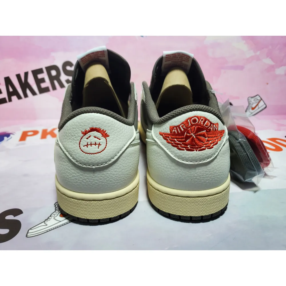 🎀FREE SHIPPING🎀- Jordan 1 Low White Brown Barb x Travis Scott DM7866-162