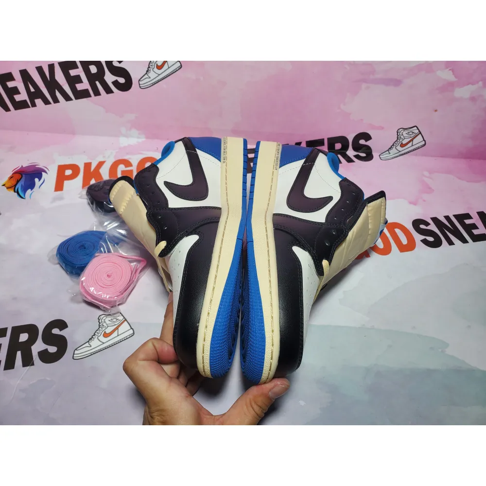 🎀FREE SHIPPING🎀-  Jordan 1 Low fragment design x Travis Scott DM7866-140