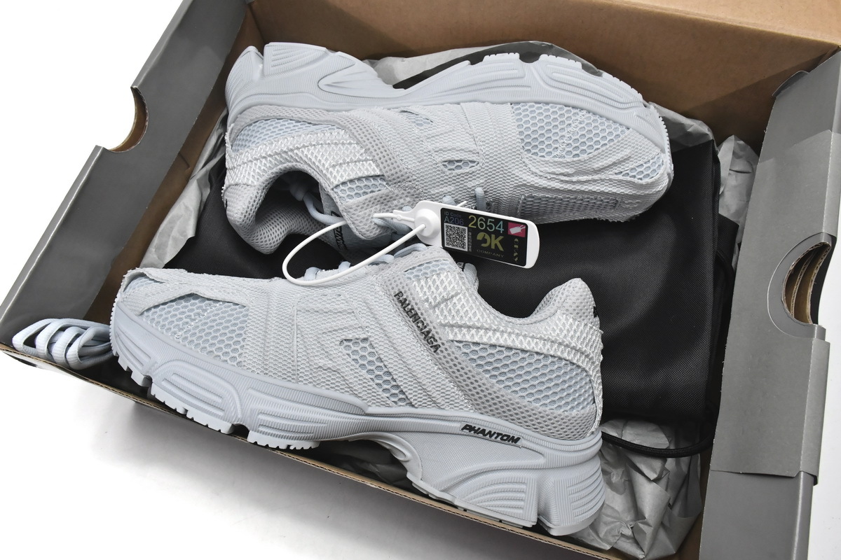 PKGoden Balenciaga 8th Phantom Sneaker Aqua 679339 W2E92 4901