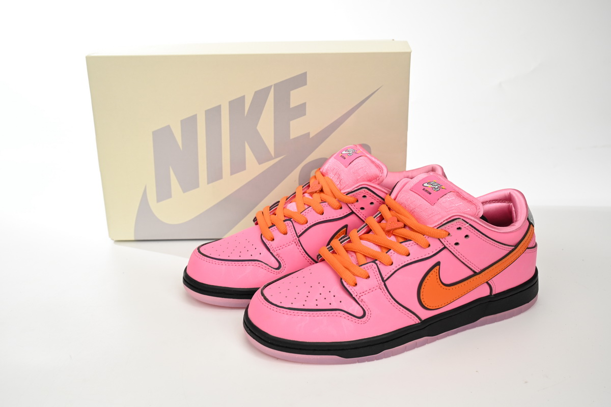 The Powerpuff Girls x  SB Dunk Low “Blossom” FD2631-600