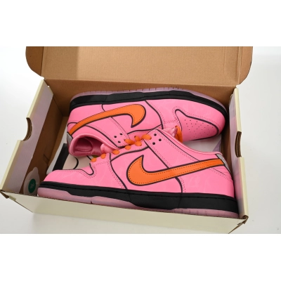 The Powerpuff Girls x  SB Dunk Low “Blossom” FD2631-600 02