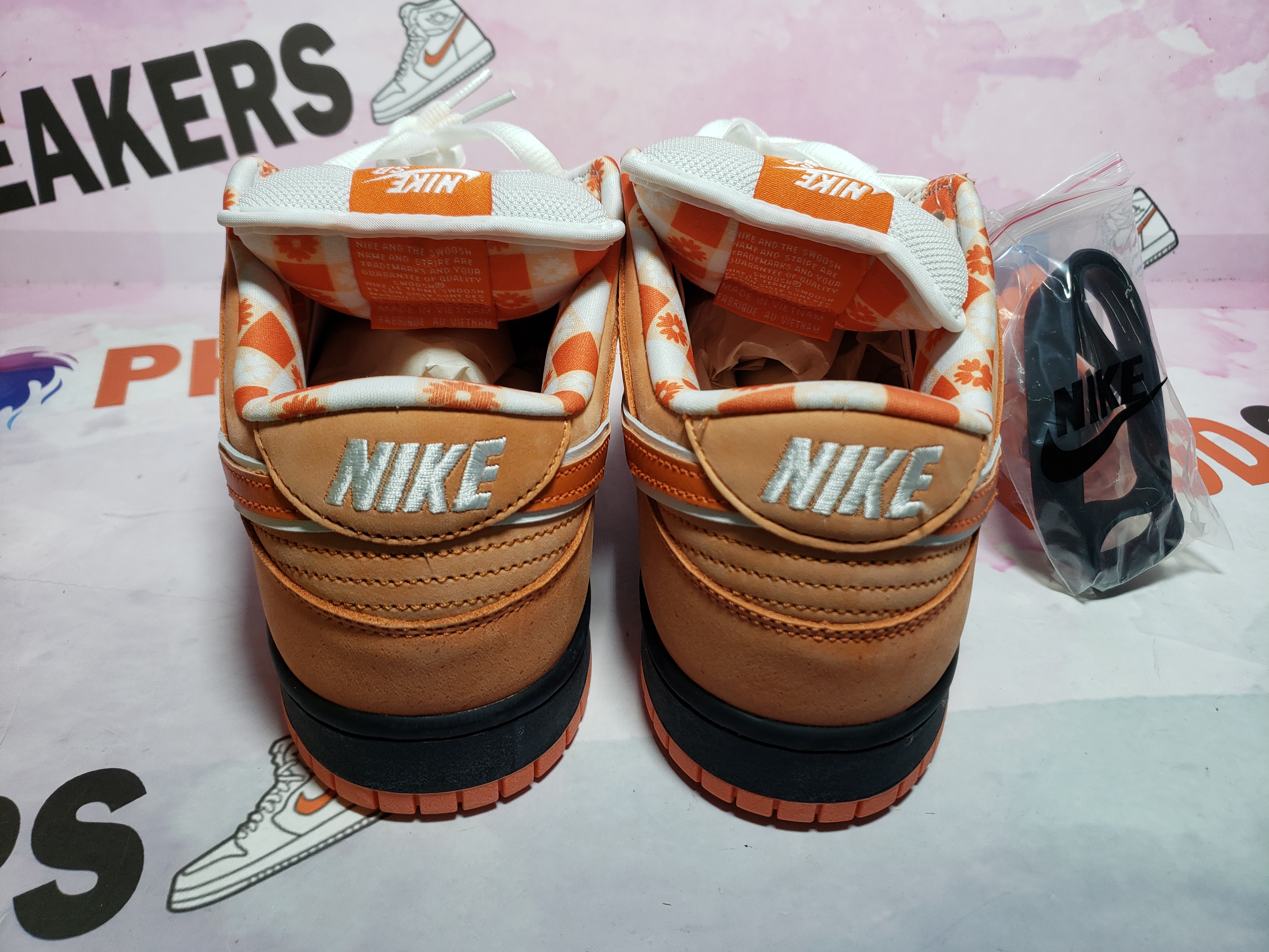 PKGoden SB Dunk Low Concepts Orange Lobster FD8776-800