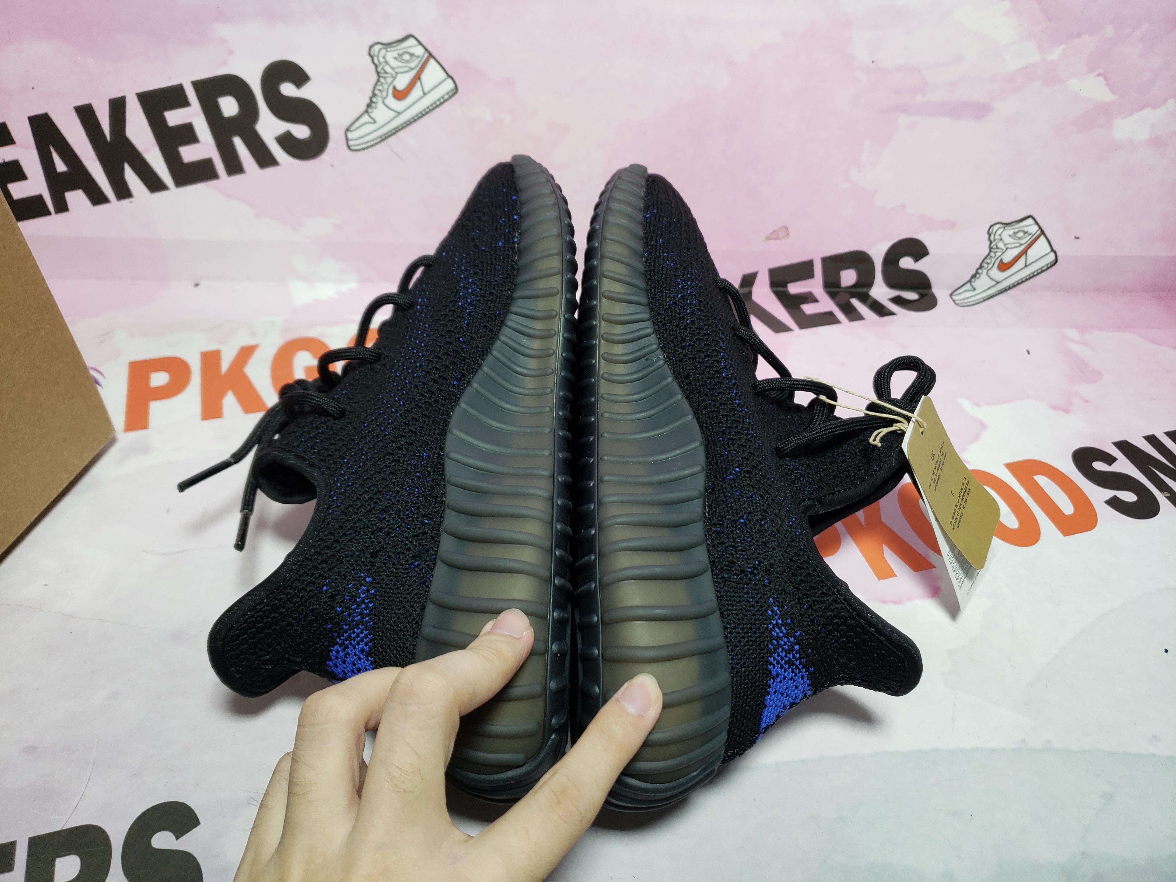 BoostMasterLin Yeezy Boost 350 V2 Dazzling Blue GY7164