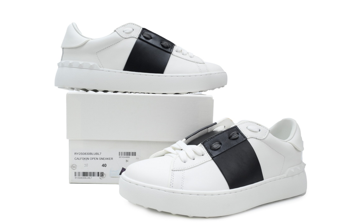 PKGoden Valentino Rockstud White Black