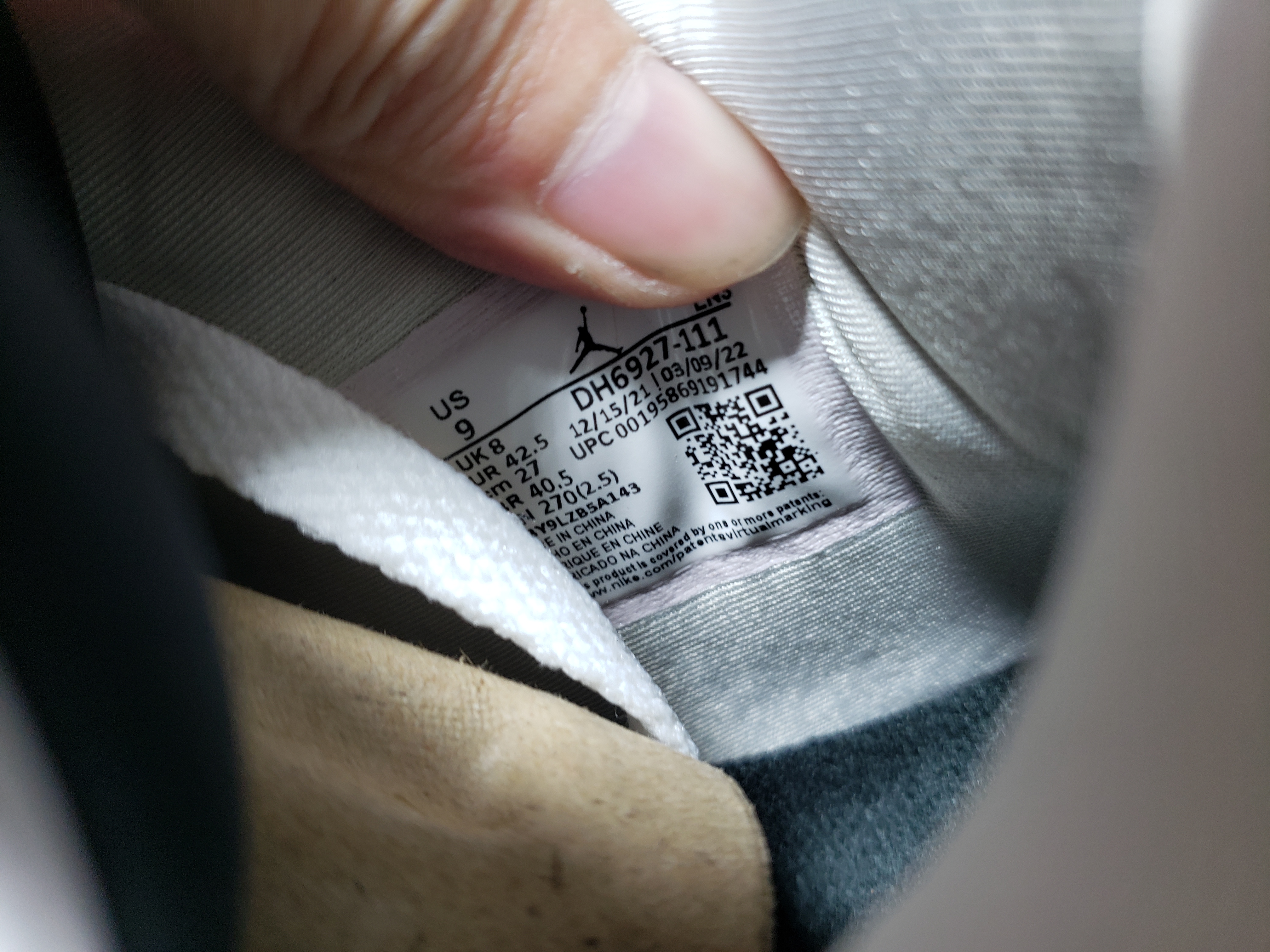 【Free Shipping】PKGoden Jordan 4 Retro Military Black  DH6927-111