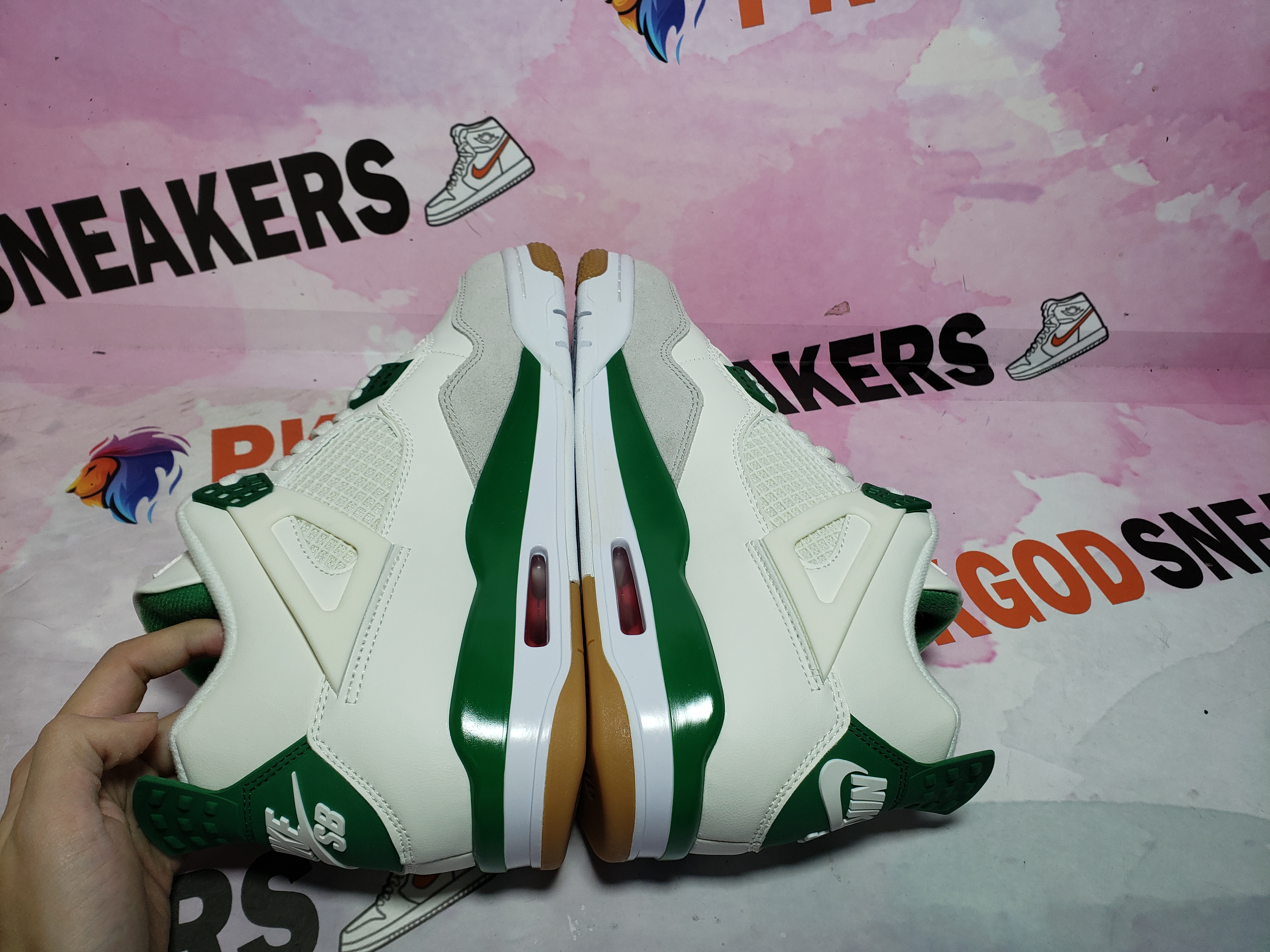 OG Jordan 4 Retro SB Pine Green DR5415-103
