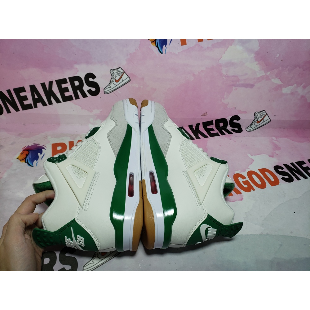 OG Jordan 4 Retro SB Pine Green DR5415-103