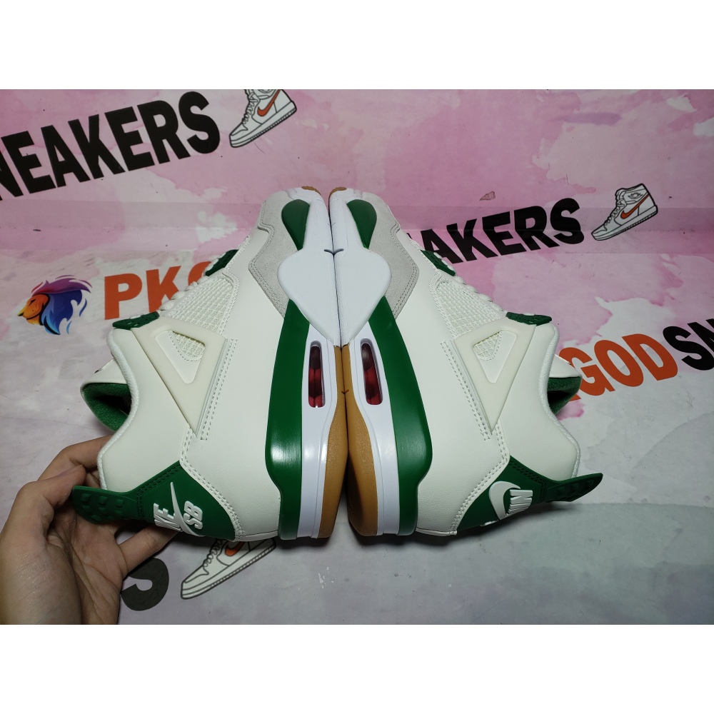 OG Jordan 4 Retro SB Pine Green DR5415-103