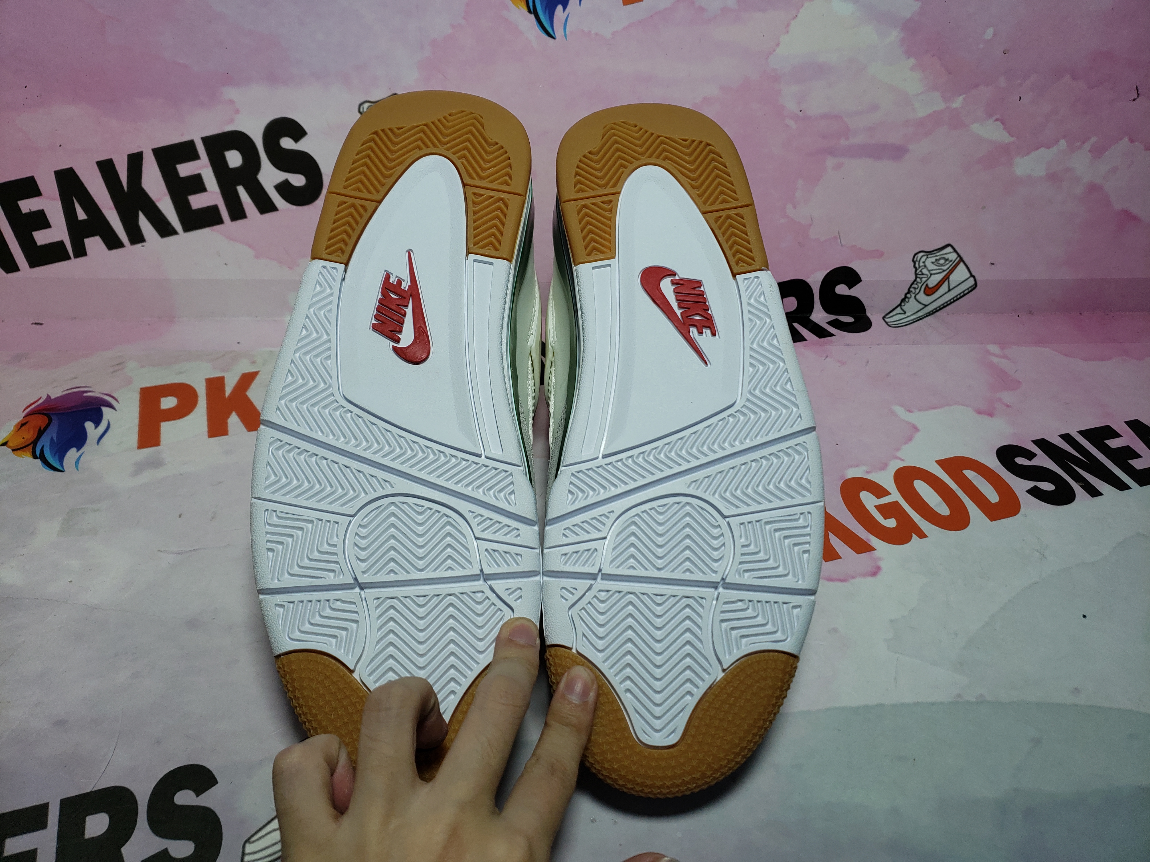 OG Jordan 4 Retro SB Pine Green DR5415-103