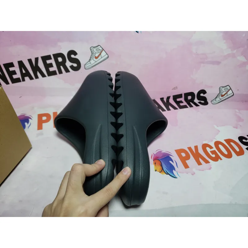 OG Yeezy Slide Granite ID4132