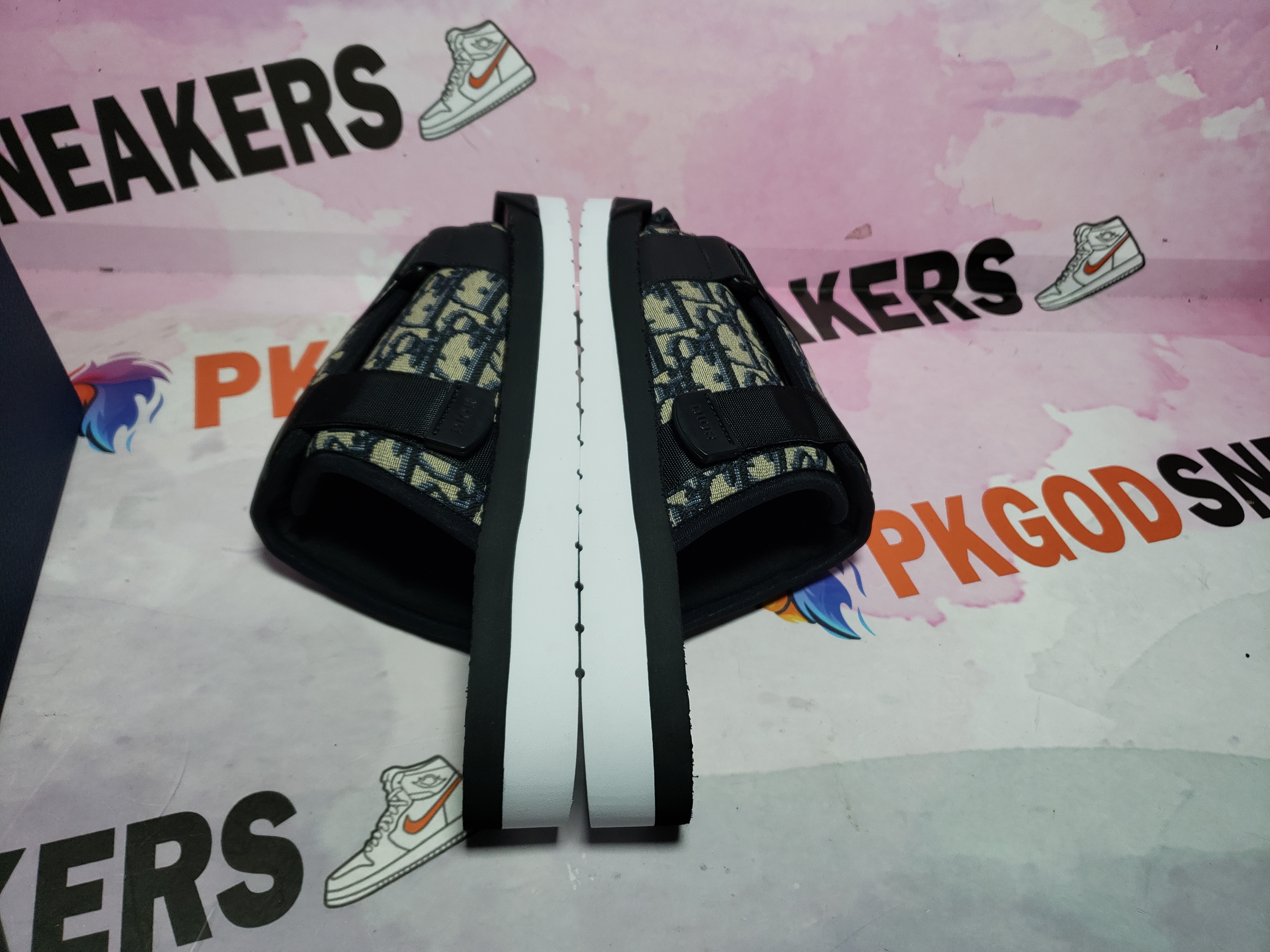 PKGoden Dior Alpha oblique Half Flower 3SN272ZIR 16536