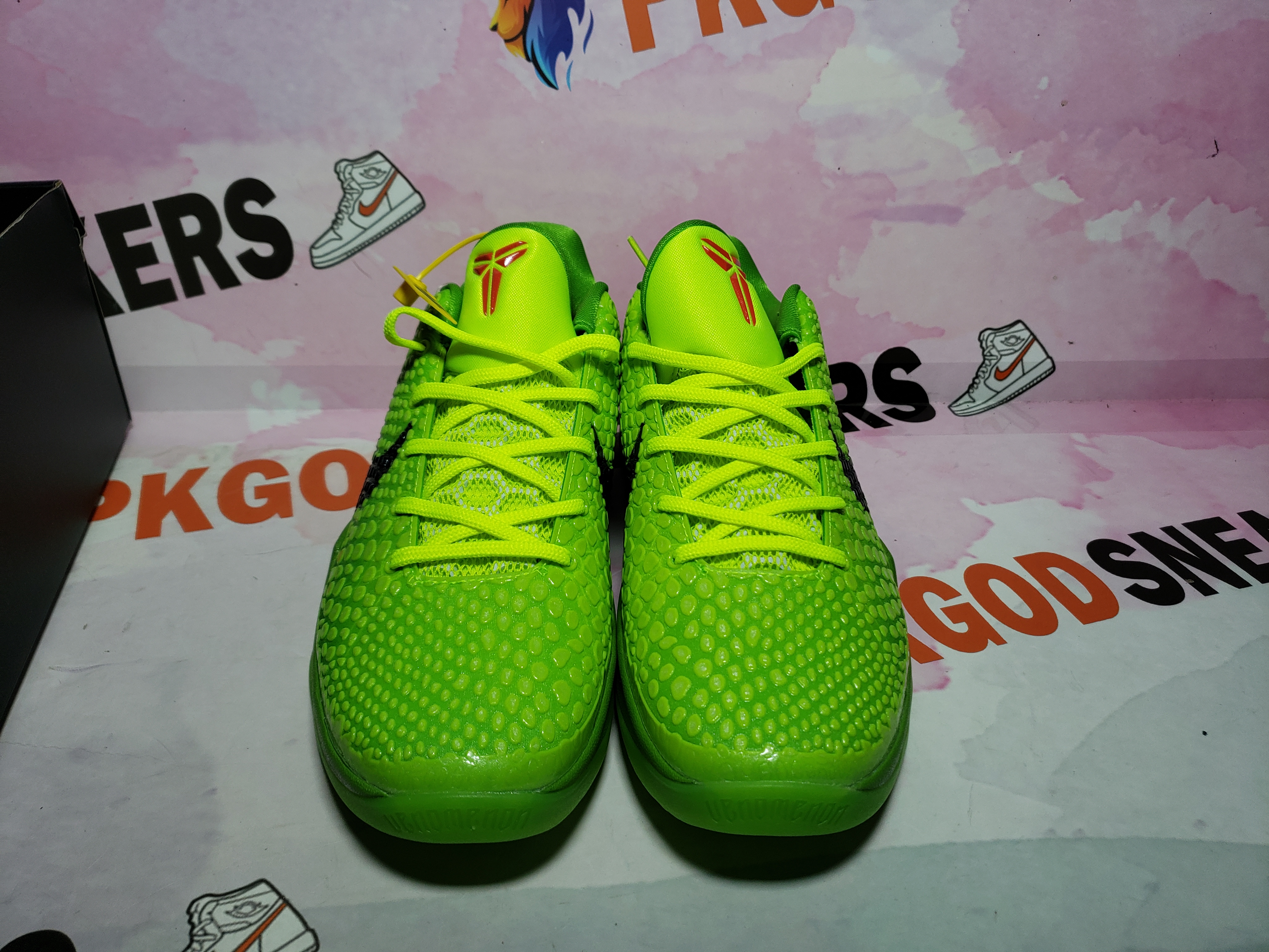 PKGoden Kobe 6 Protro Grinch (2020) CW2190-300