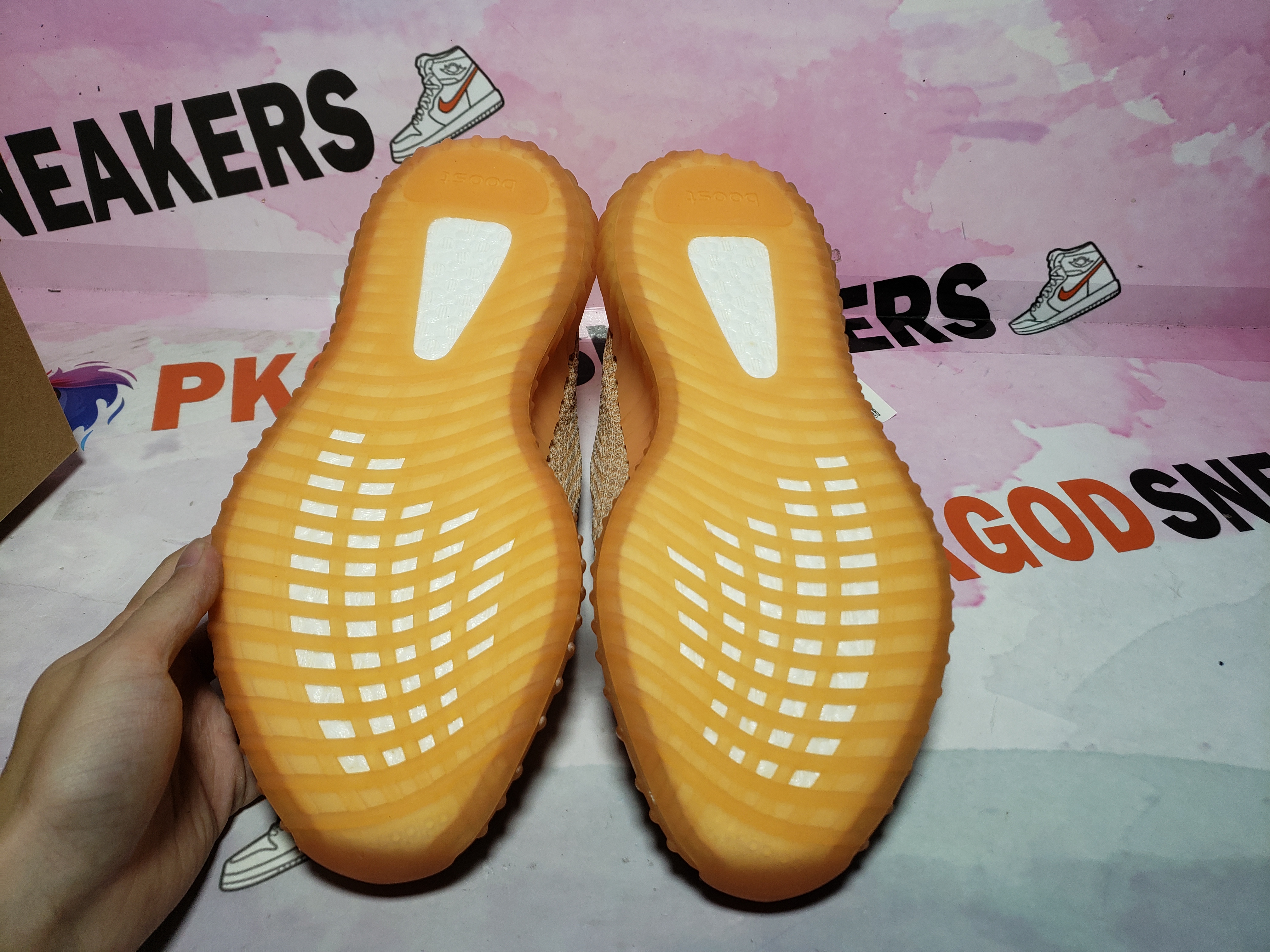 ⚡29$ ⚡Yeezy Boost 350 V2 Clay EG7490