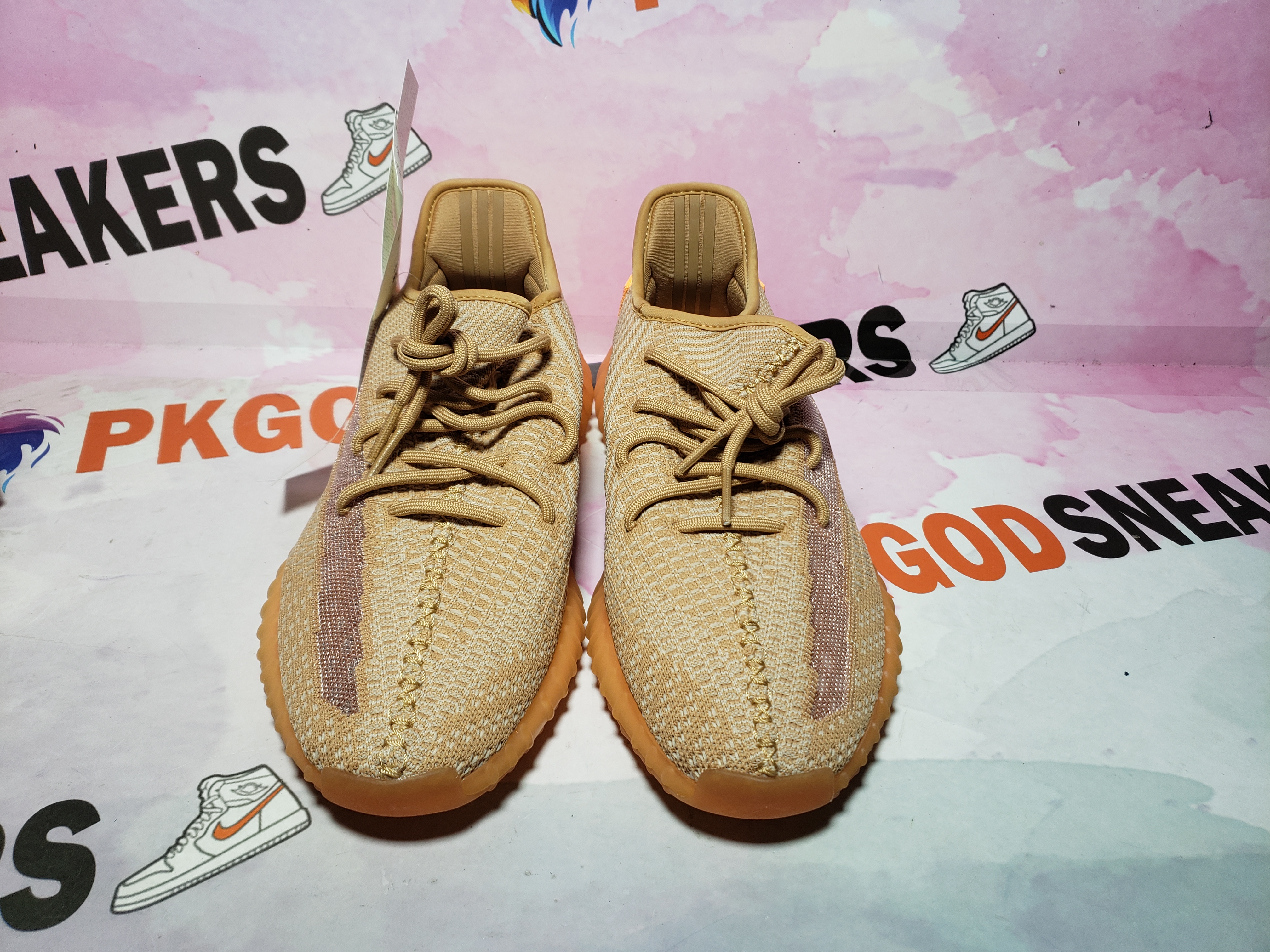 ⚡29$ ⚡Yeezy Boost 350 V2 Clay EG7490