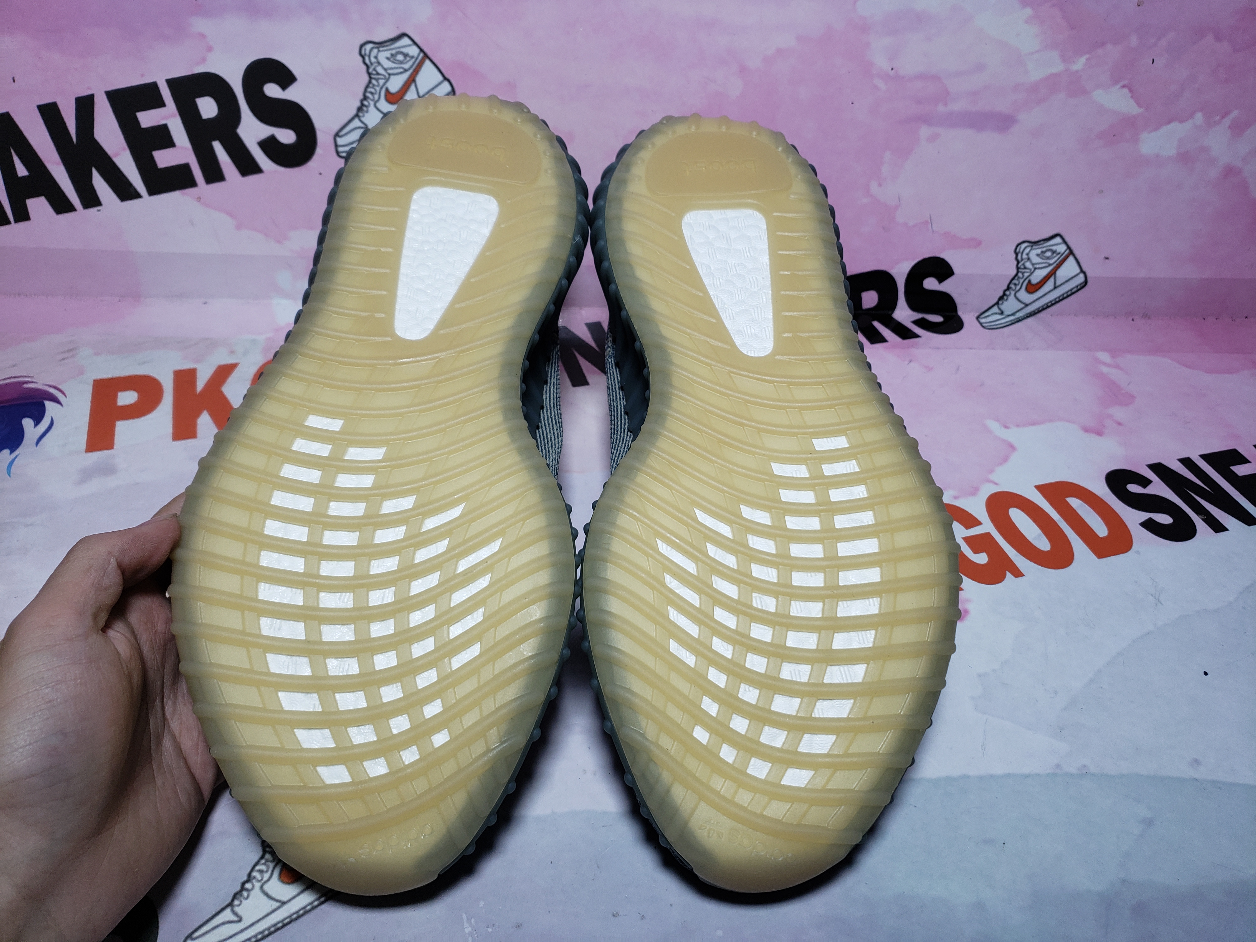 ⚡29$ ⚡Yeezy Boost 350 V2 Israfil FZ5421