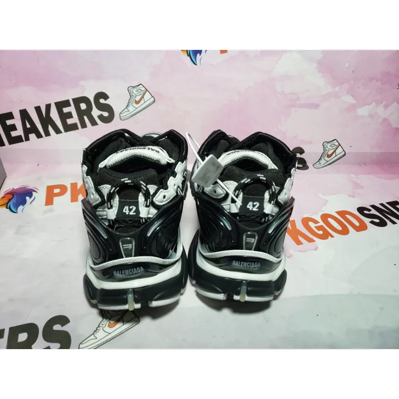 PKGoden Balenciaga 7th Runner Black White 677403W3RB29010