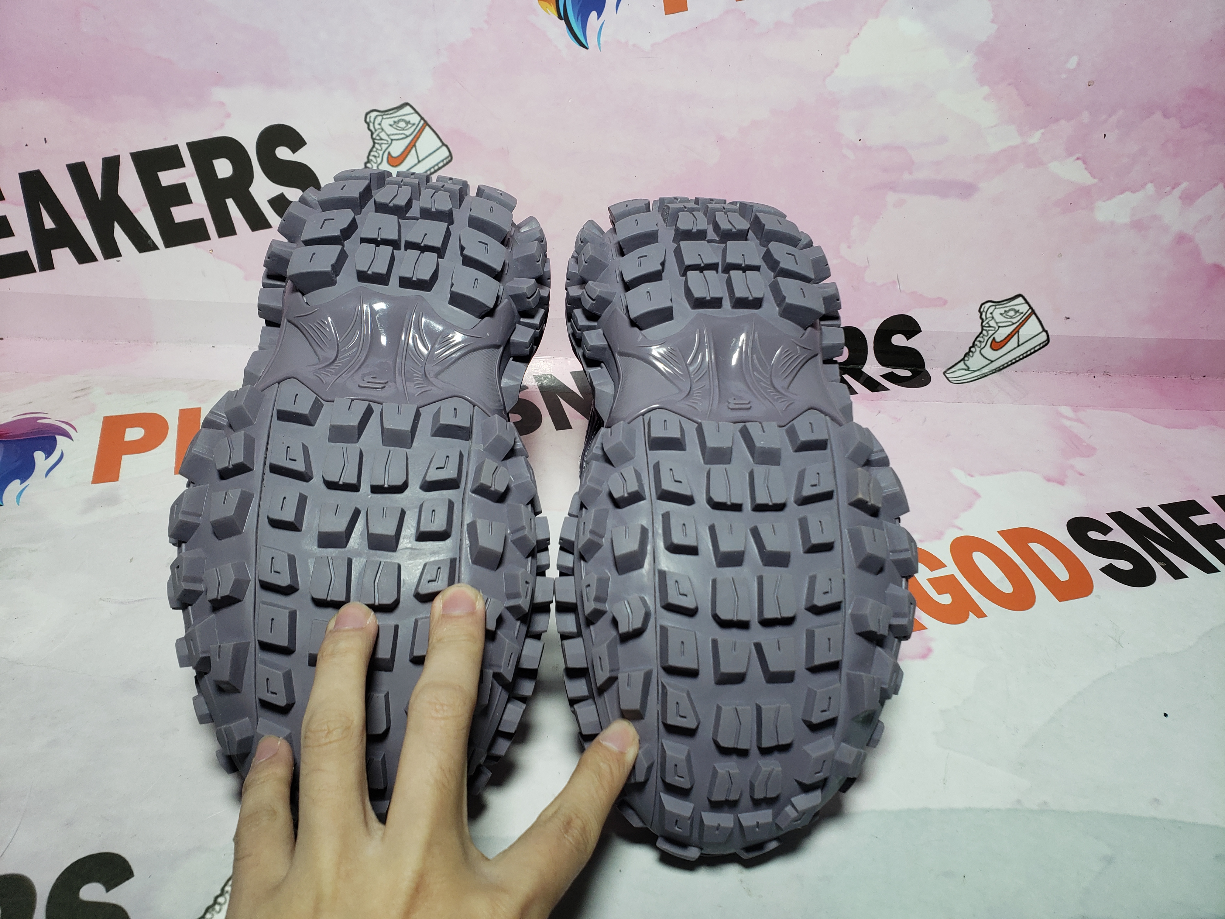 PKGoden Balenciaga Defender Black Purple 685611 W2RAM 5500