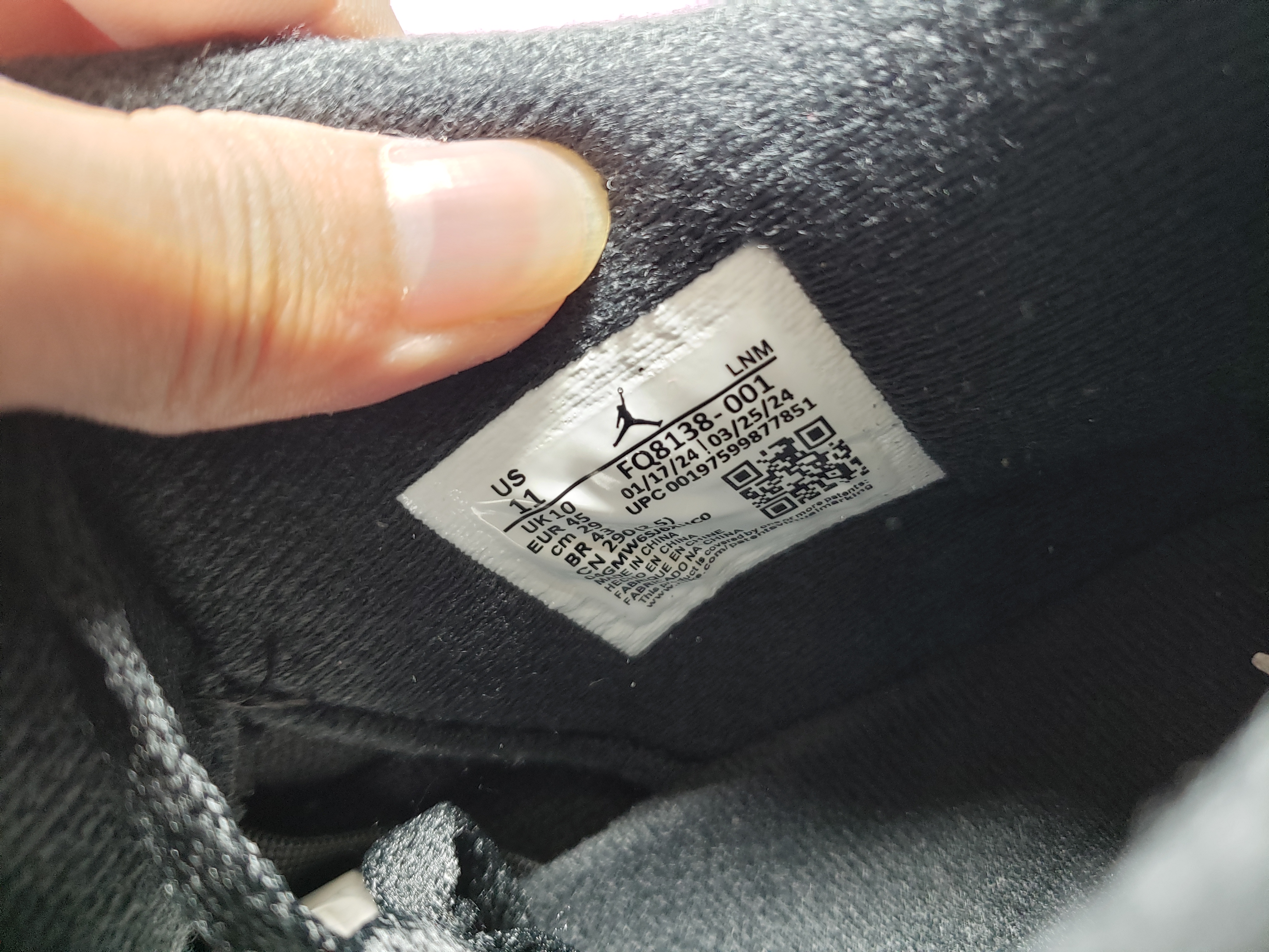 【Free Shipping】PKGoden Jordan 4 Retro White Thunder,FQ8138-001