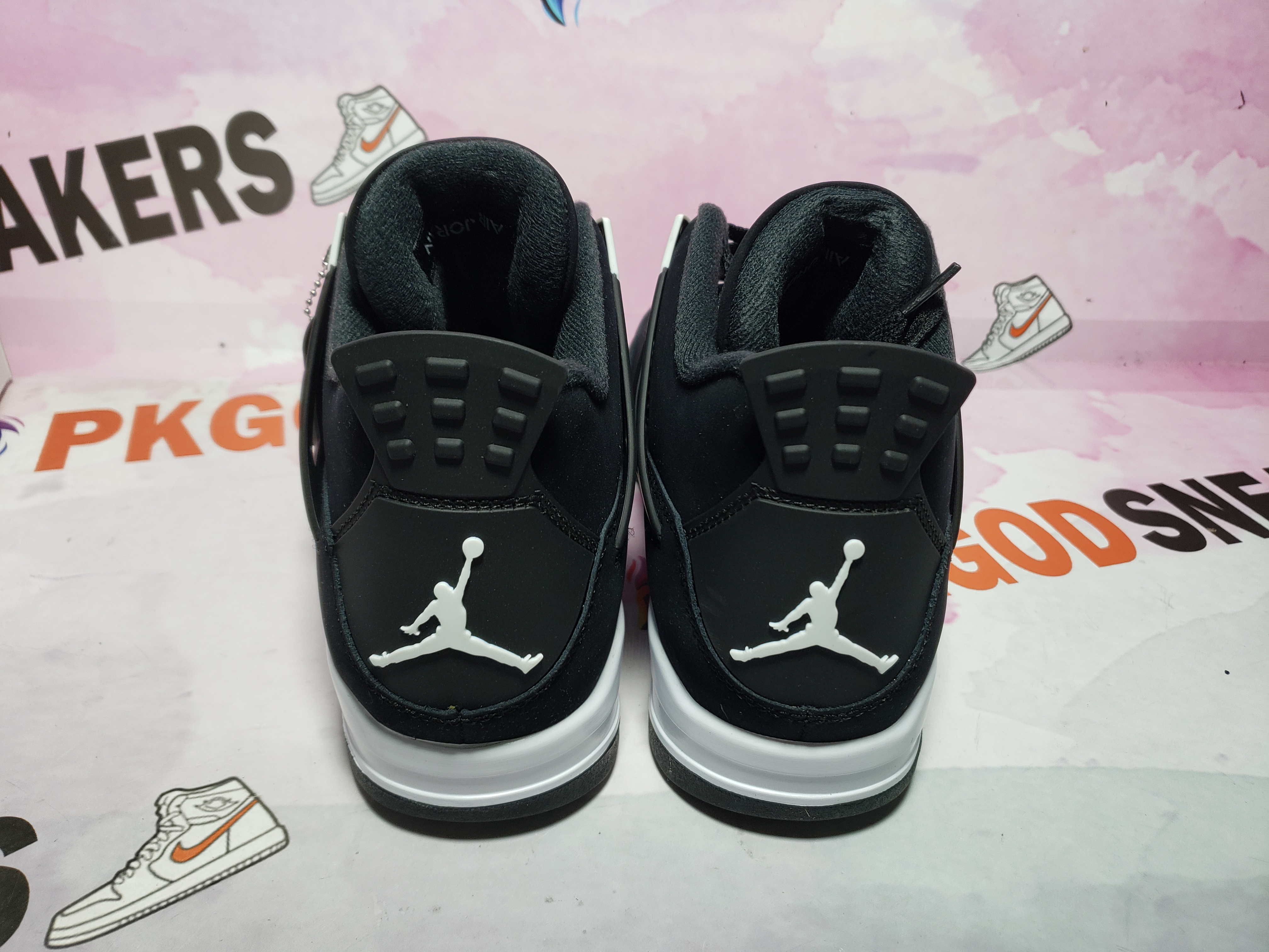【Free Shipping】PKGoden Jordan 4 Retro White Thunder,FQ8138-001