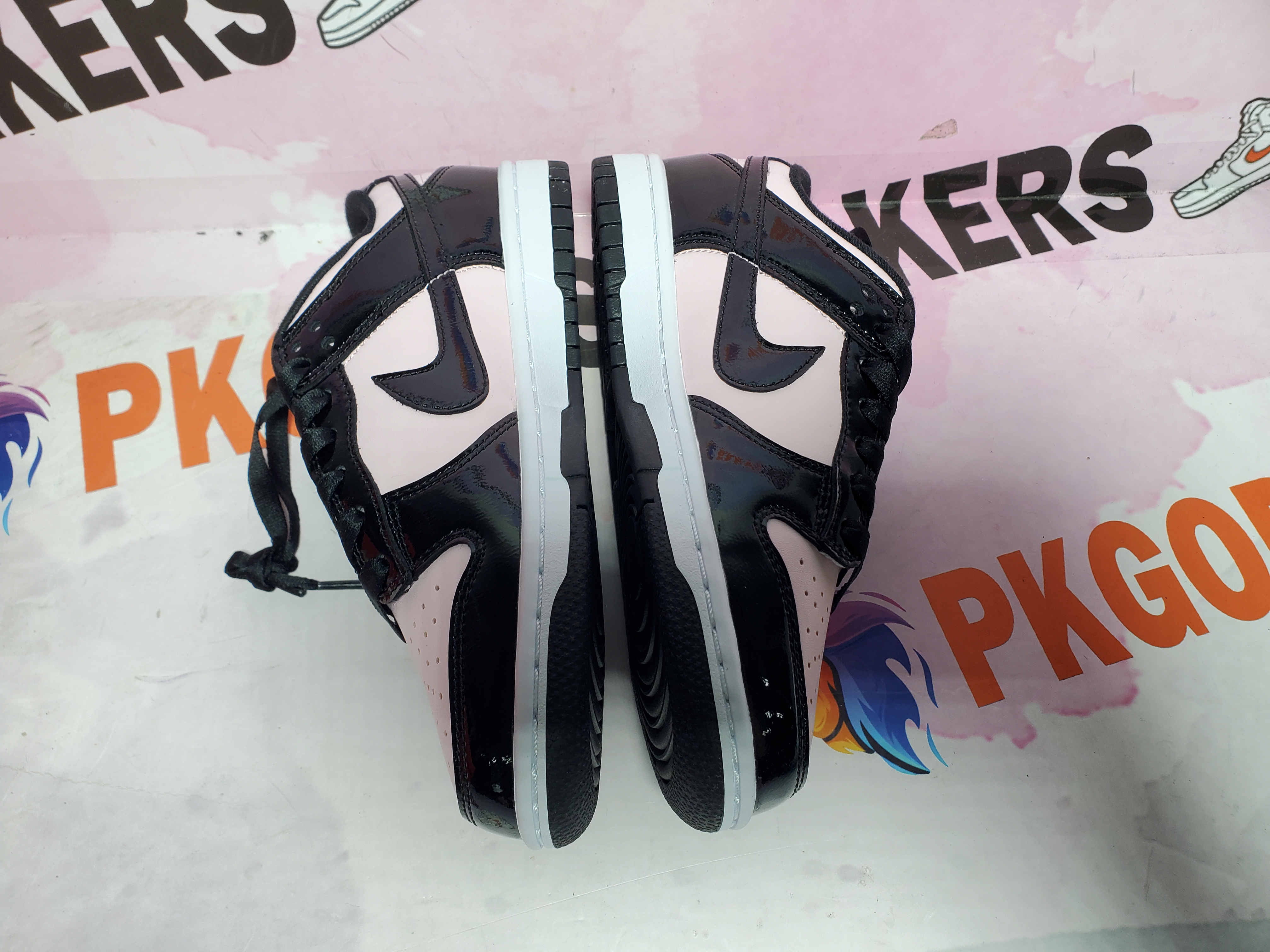 OG Dunk Low Pink Foam Black DJ9955-600