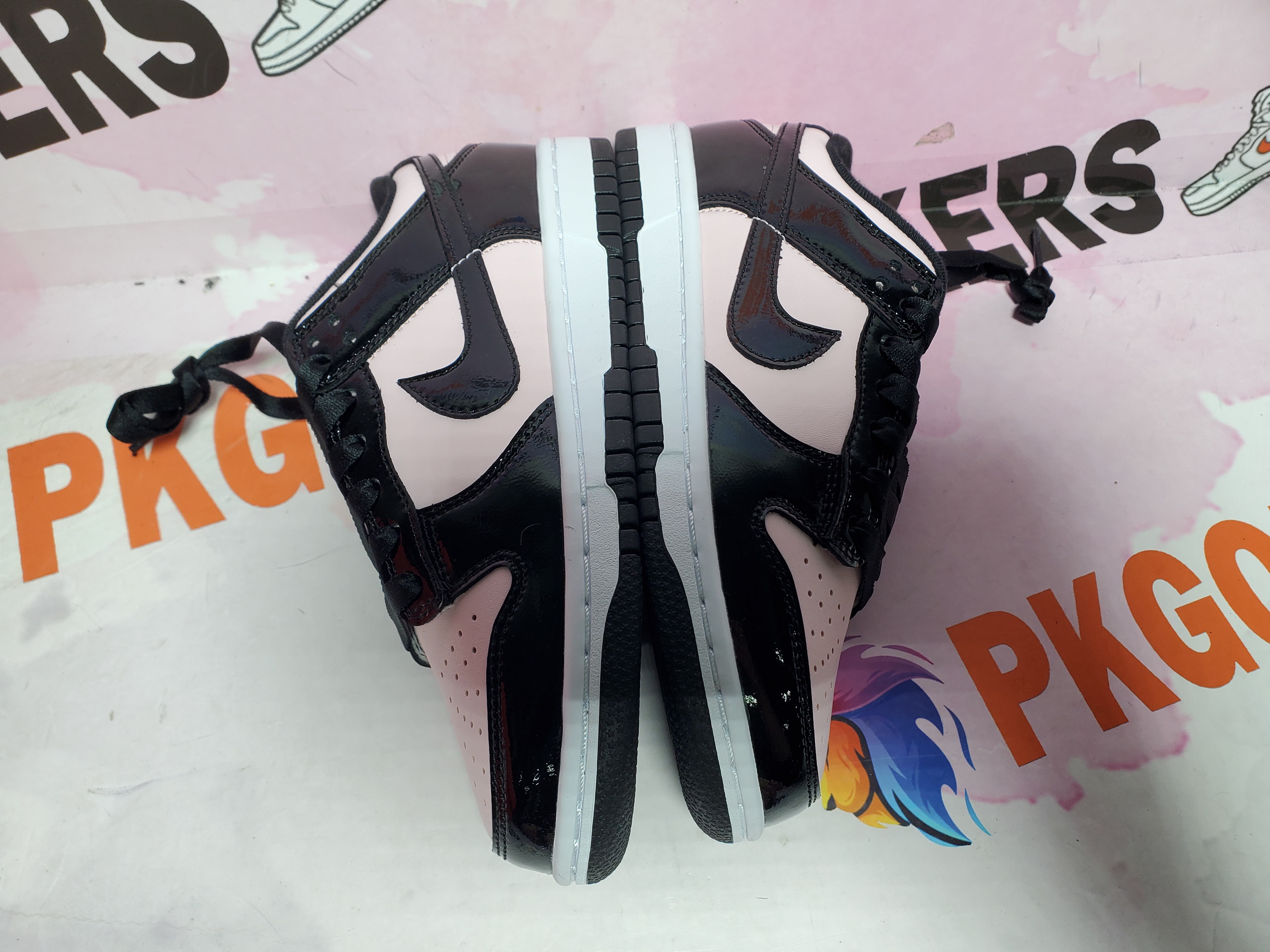 OG Dunk Low Pink Foam Black DJ9955-600