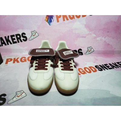 OG Samba Vegan White Haired Horse 02