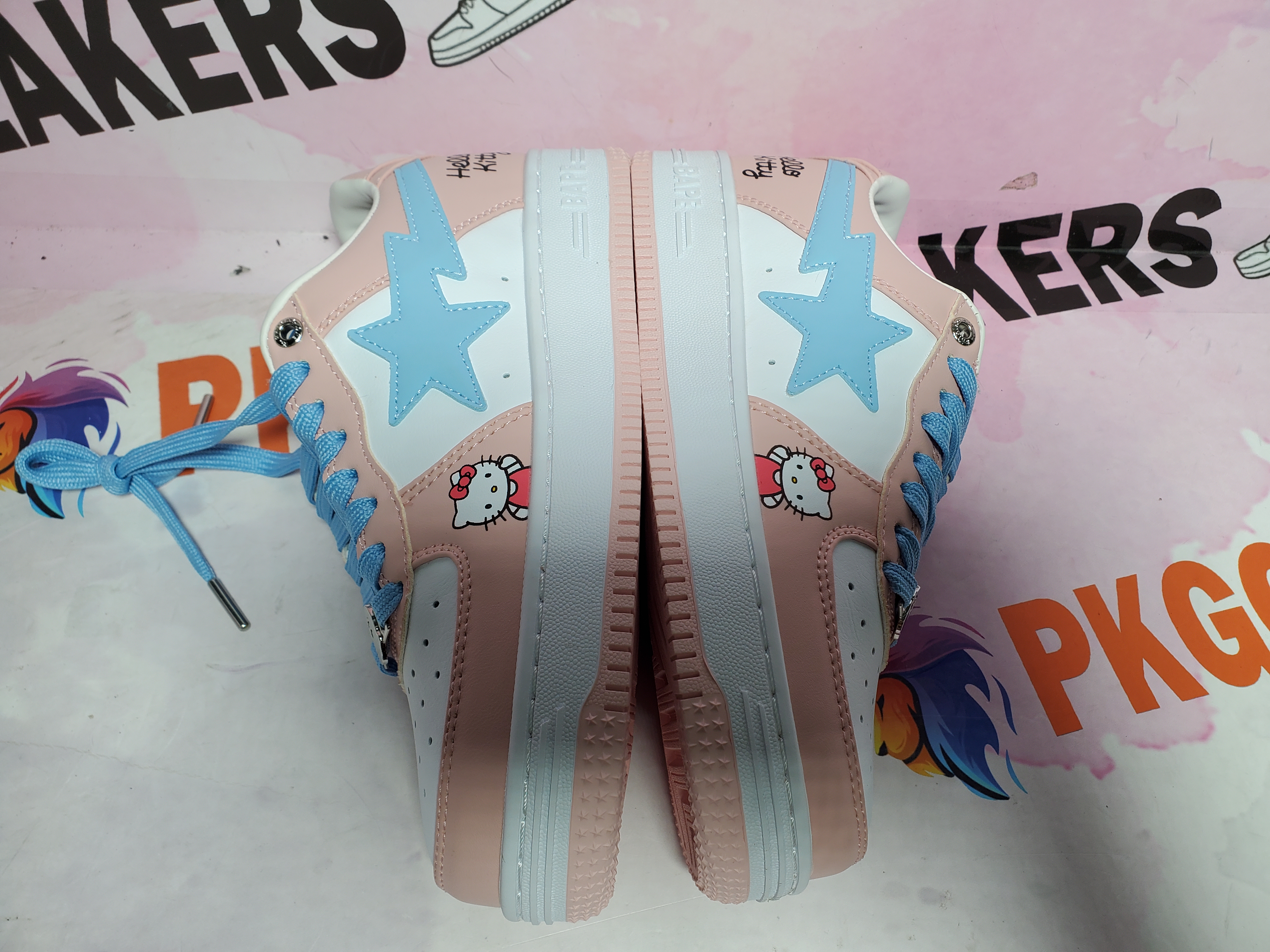 PKGoden A Bathing Ape Bape Sta Low Cartoon Hello Kitty 1H73-191-913