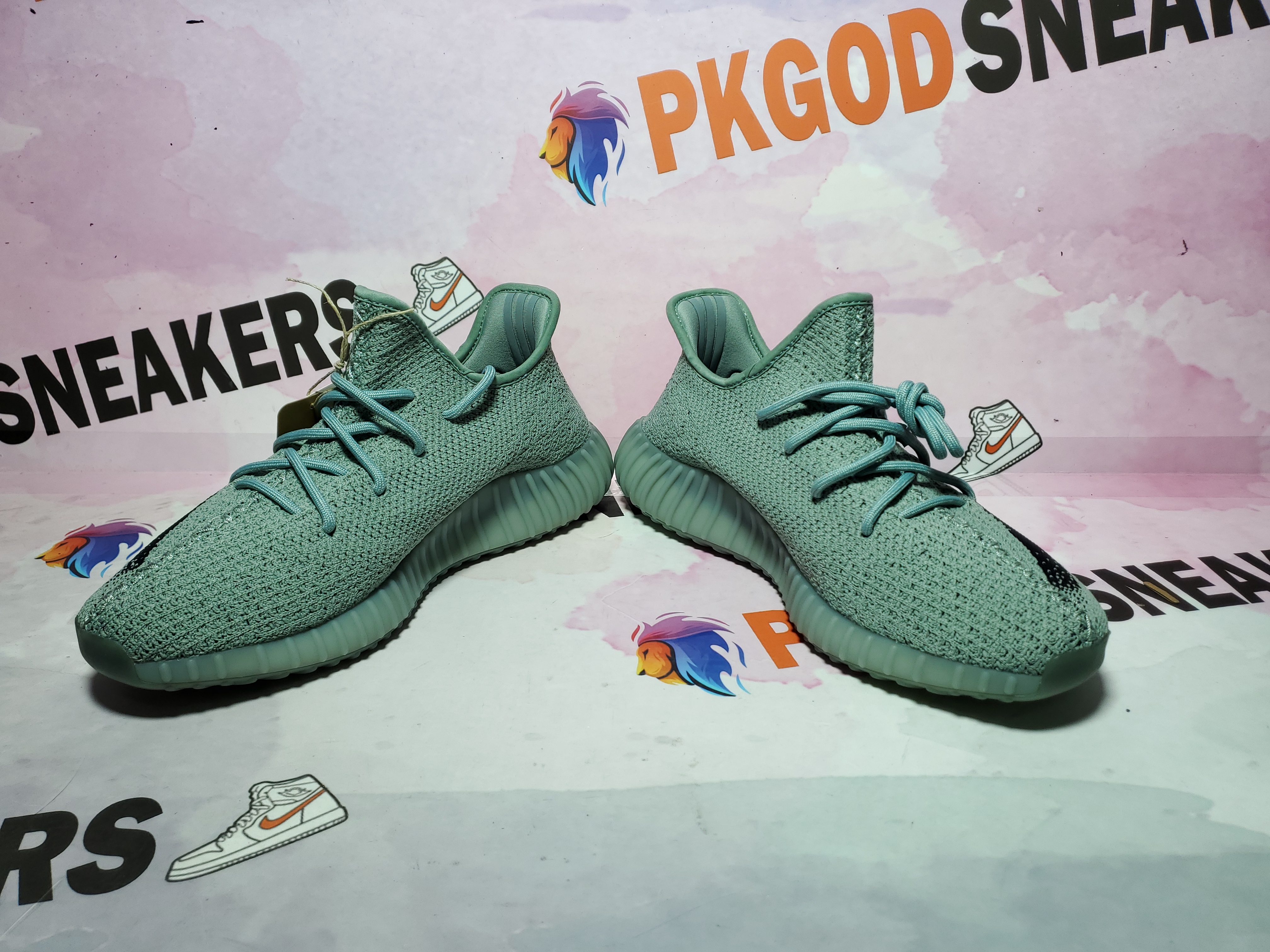 ⚡29$ ⚡Yeezy Boost 350 V2 Jade Ash HQ2060 
