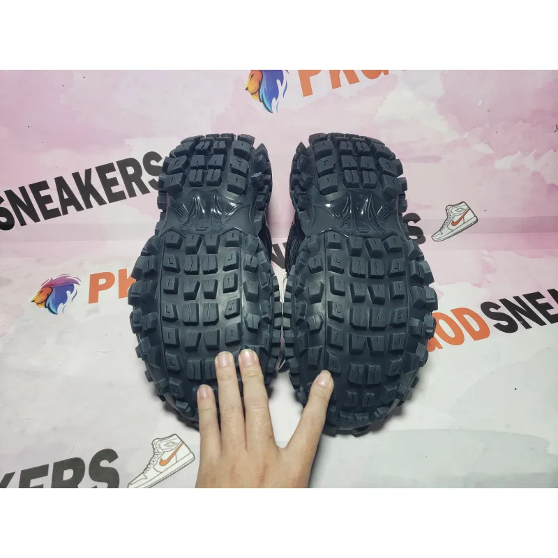PKGoden Balenciaga Defender Black 685613 W2RA6 1000