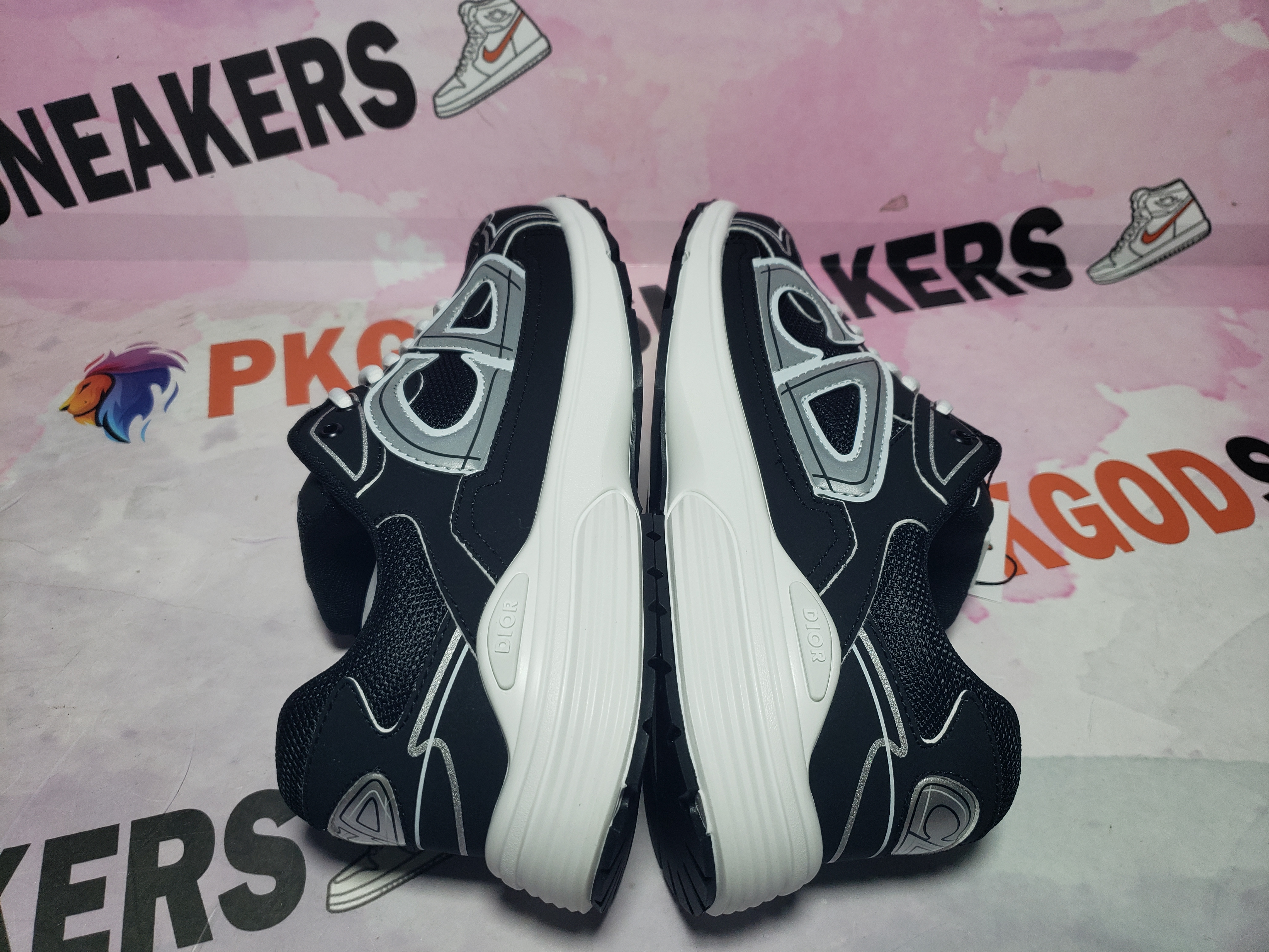 PKGoden Dior B30 Light Grey Sneakers Black Coffee Color 3SN279ZND-H969