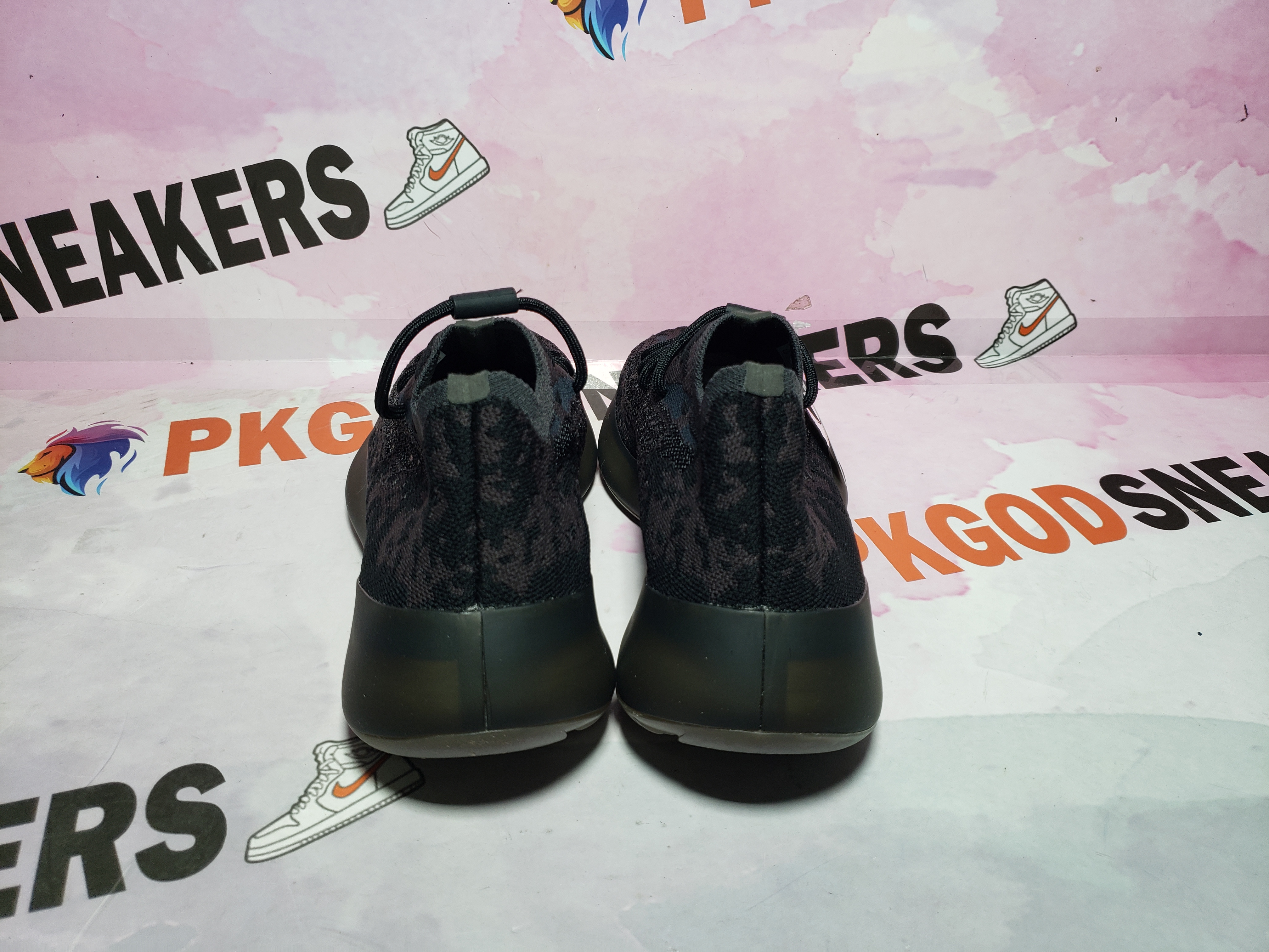 og Yeezy Boost 380 Onyx FZ1270