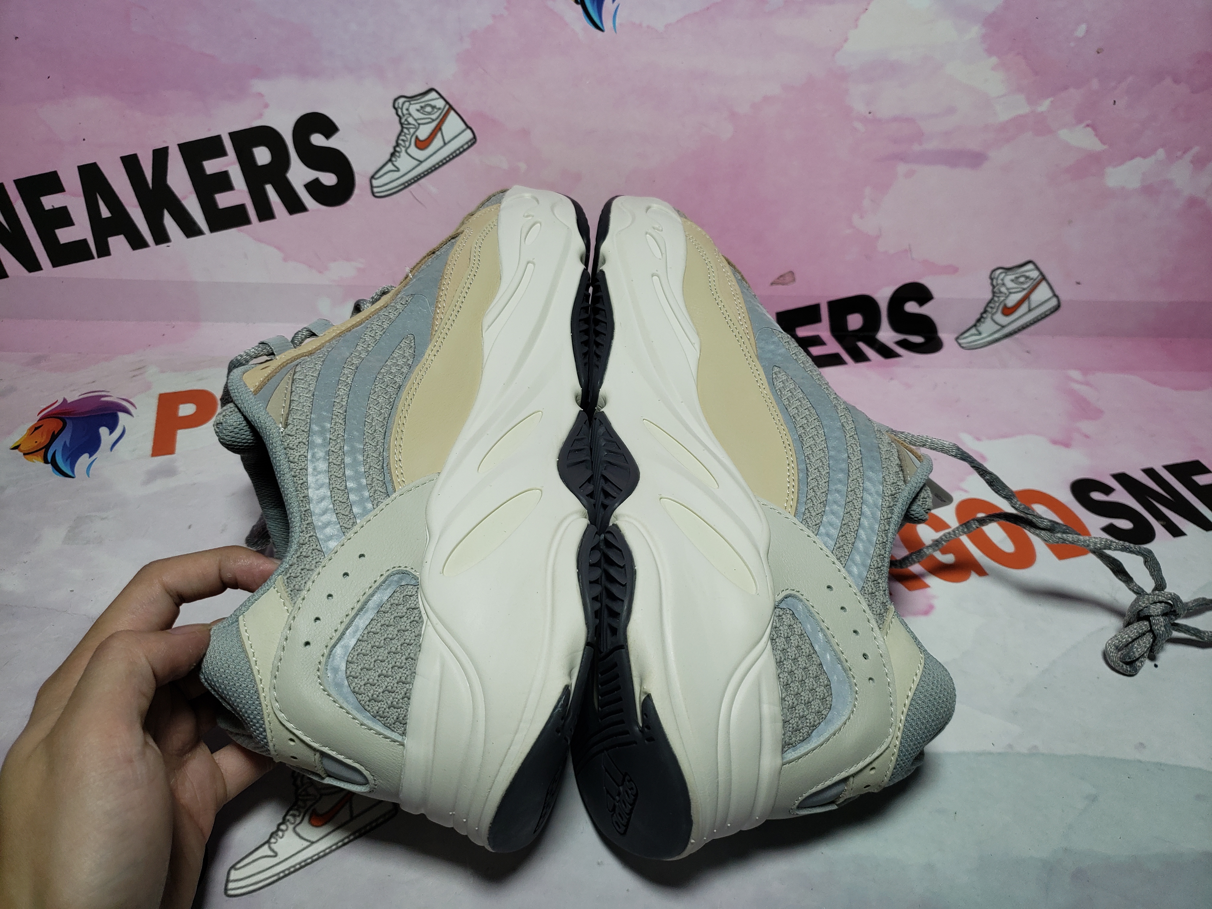 PKGoden Yeezy Boost 700 V2 Cream GY7924