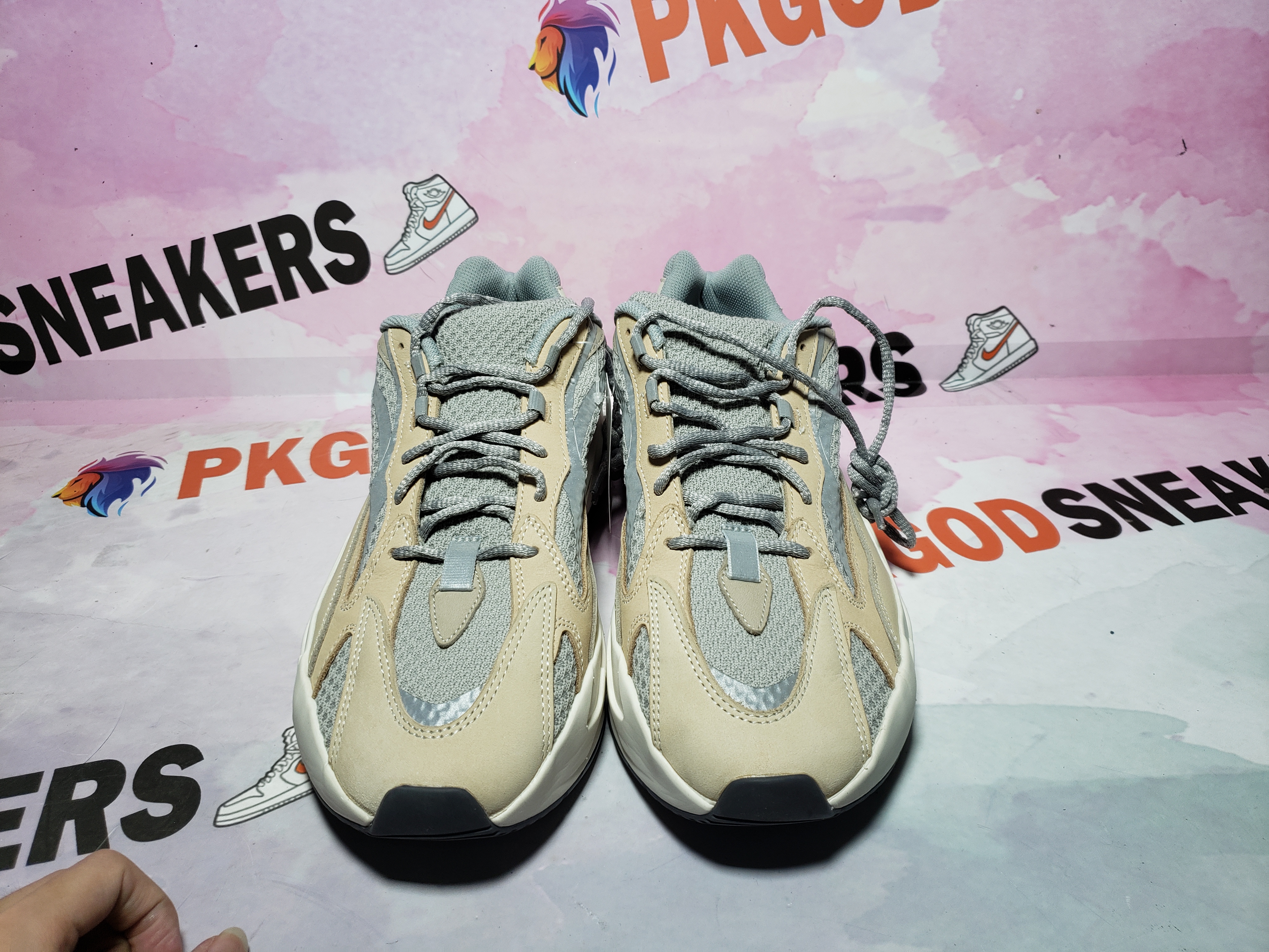 PKGoden Yeezy Boost 700 V2 Cream GY7924