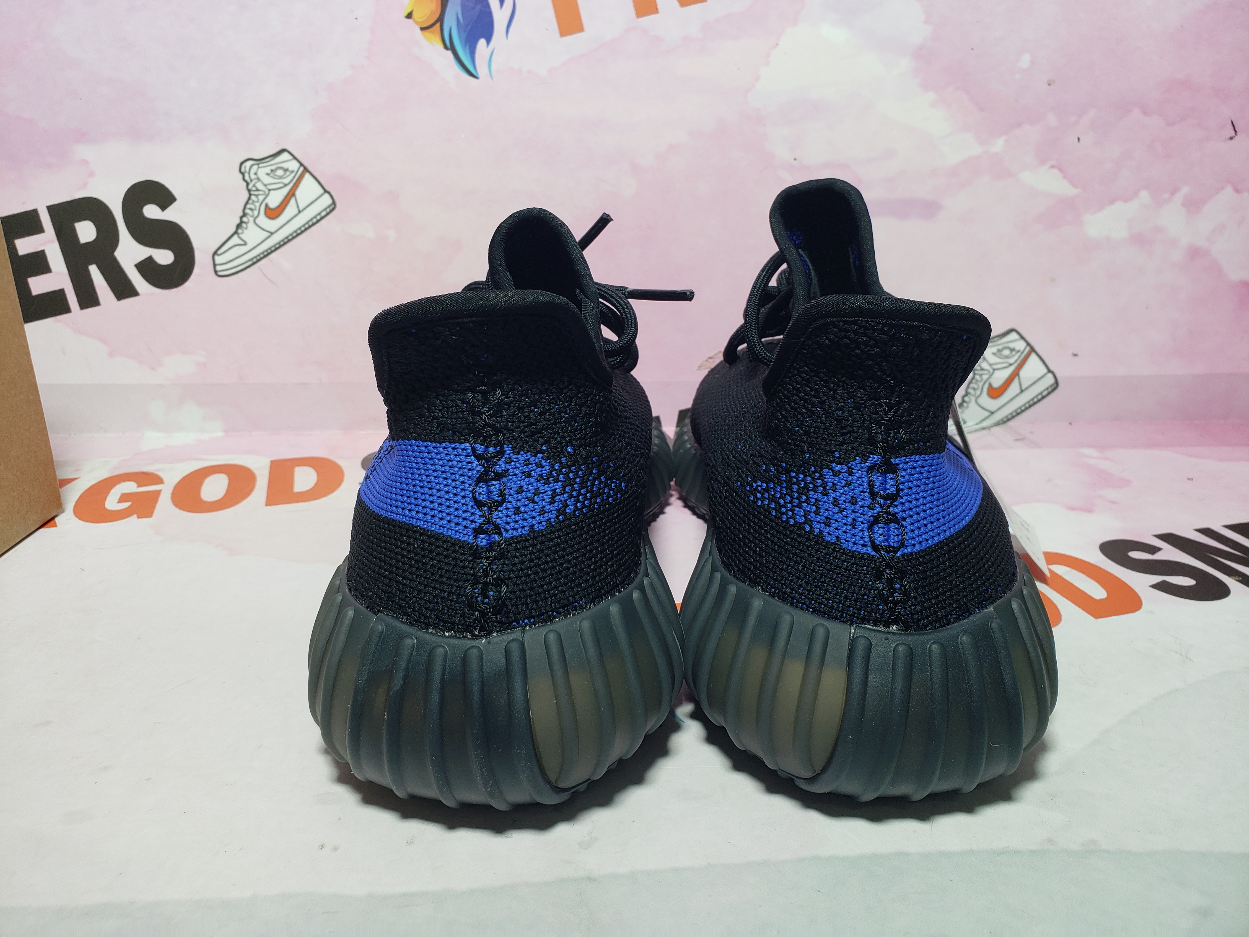 ⚡29$ ⚡ Yeezy Boost 350 V2 Dazzling Blue  GY7164