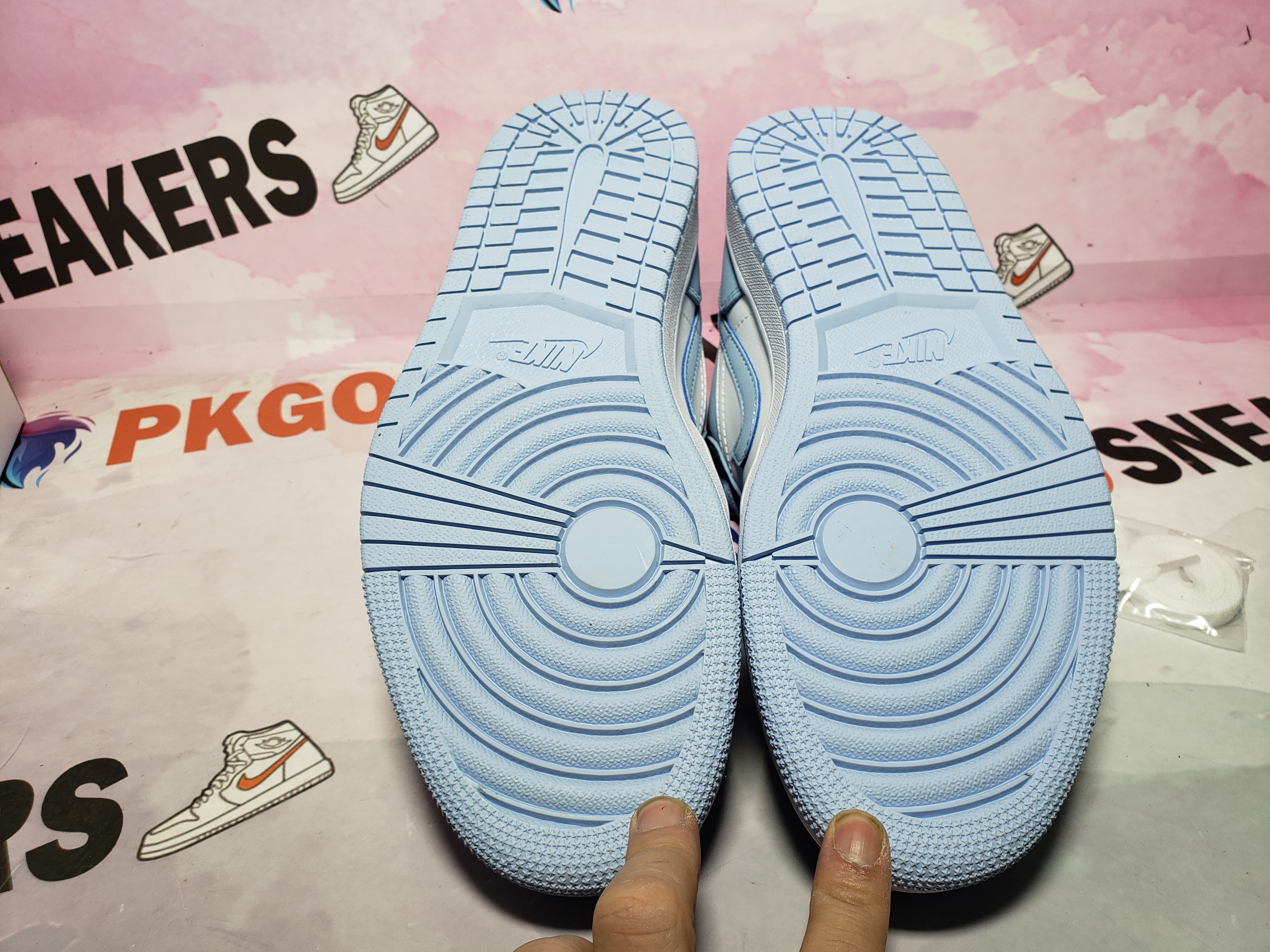 BoostMasterLin Travis Scott x Air Jordan 1 Low White Blue DC0774-141