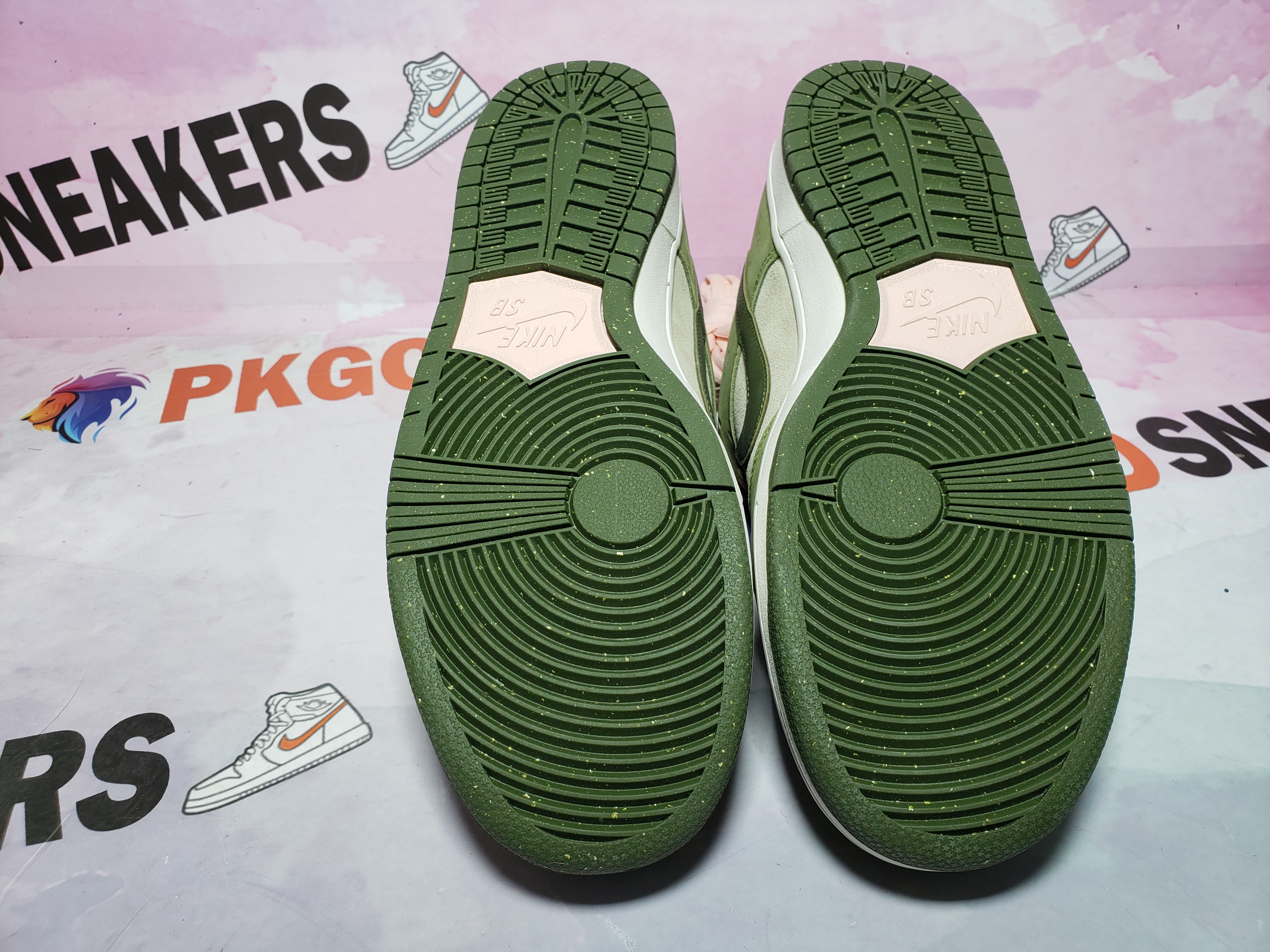 PKGoden Yuto Horigome x Dunk Low SB Asparagus,HF8022-300