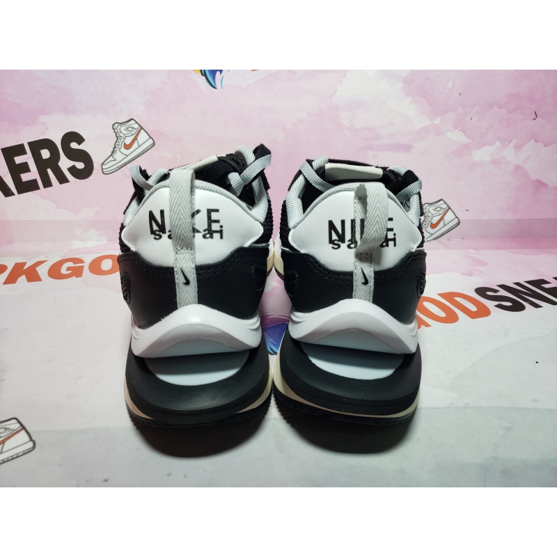 PKGoden Sacai x Pegasua Vaporfly Black White CI9928-001