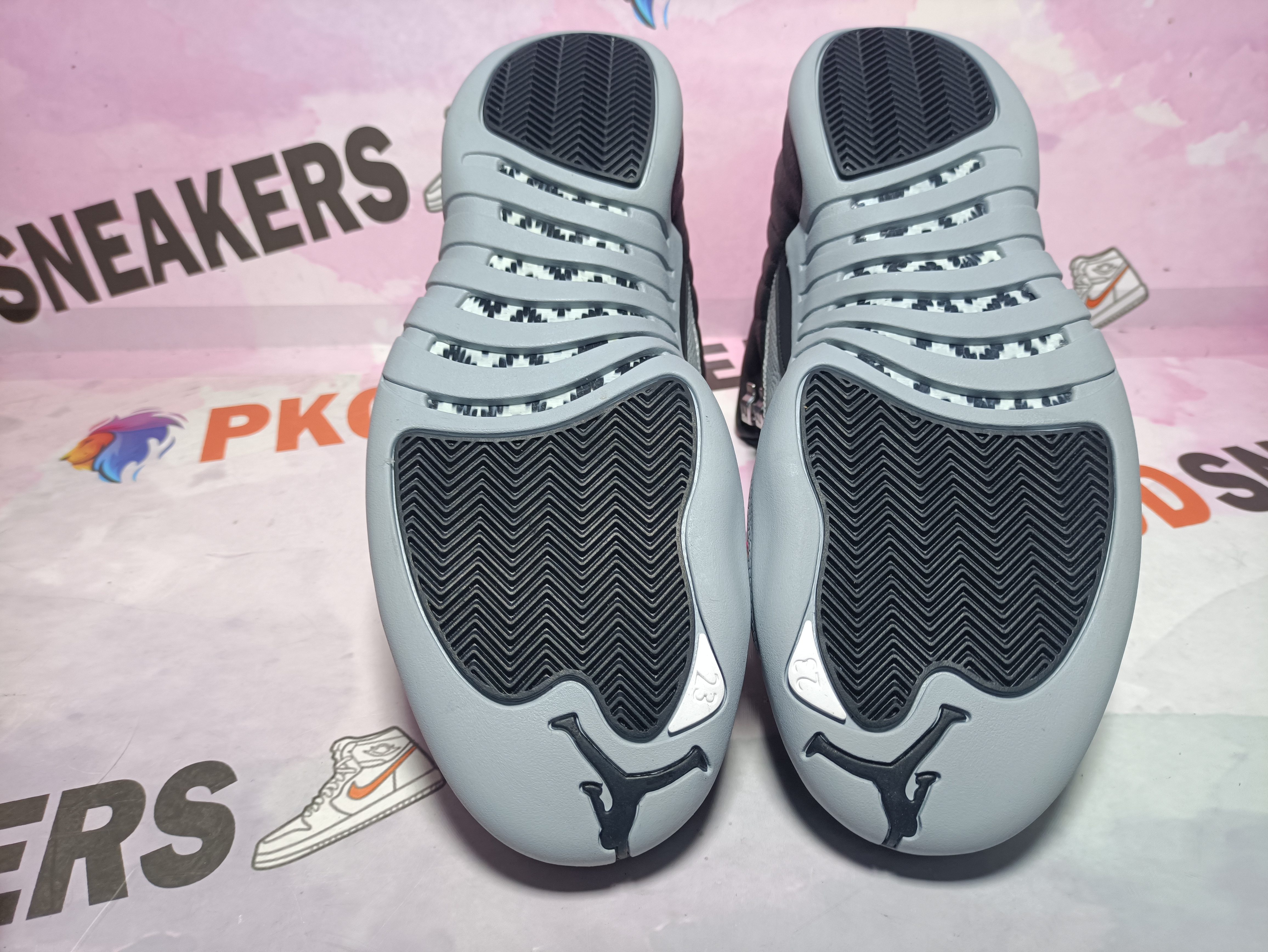 PKGoden Air Jordan 12 Retro Black and wolf Grey CT8013-010 