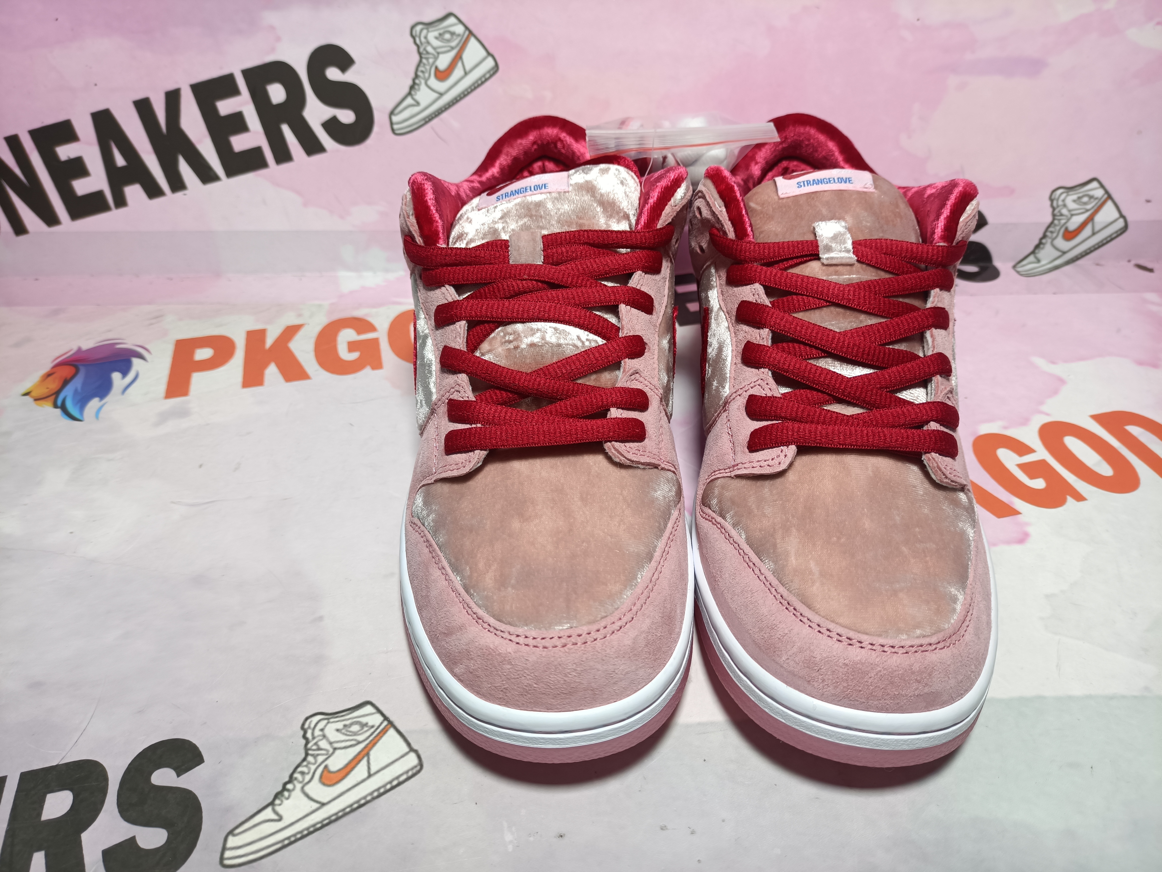 PKGoden SB Dunk Low StrangeLove Skateboards (Regular Box) CT2552-800