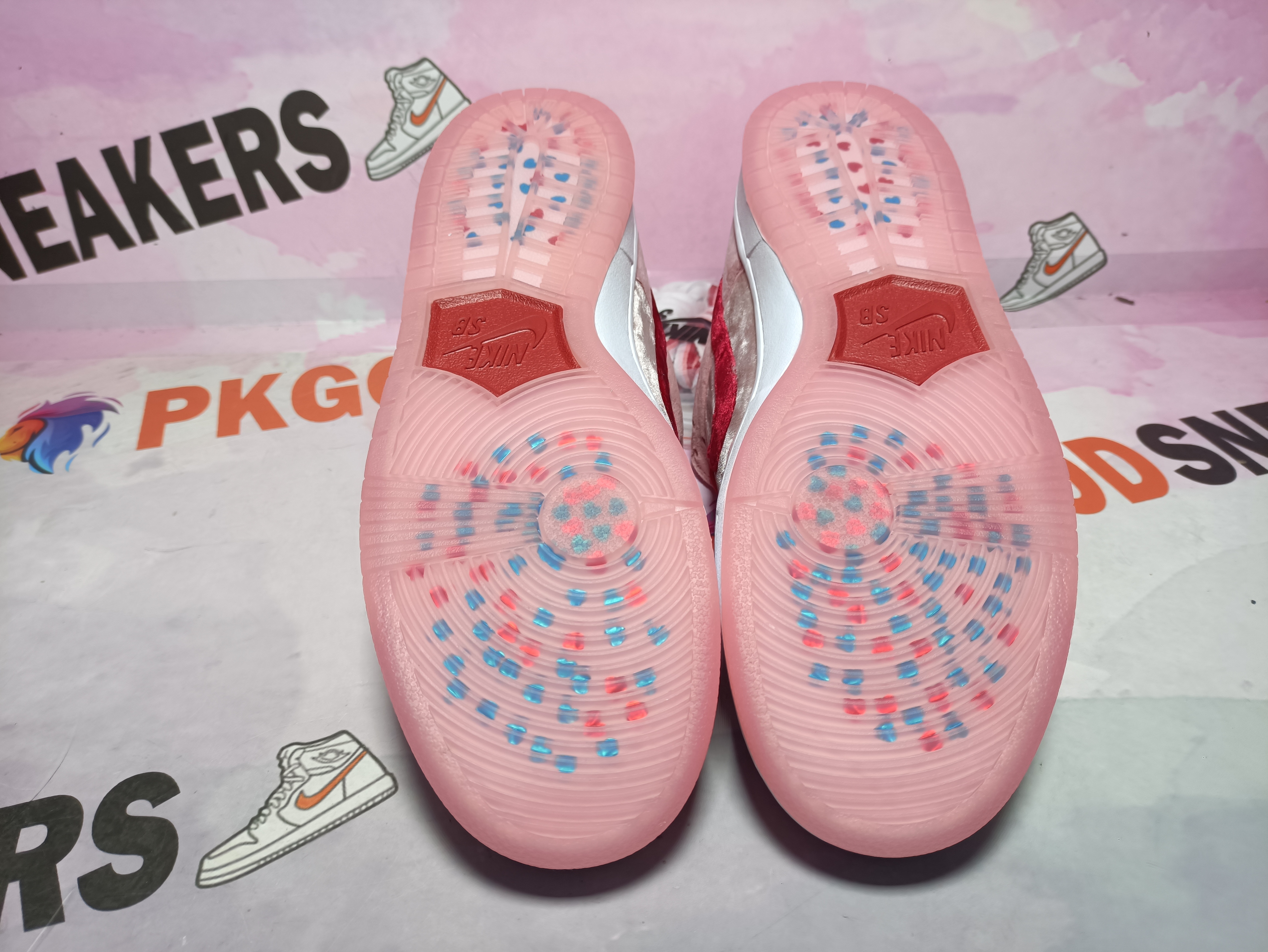 PKGoden SB Dunk Low StrangeLove Skateboards (Regular Box) CT2552-800