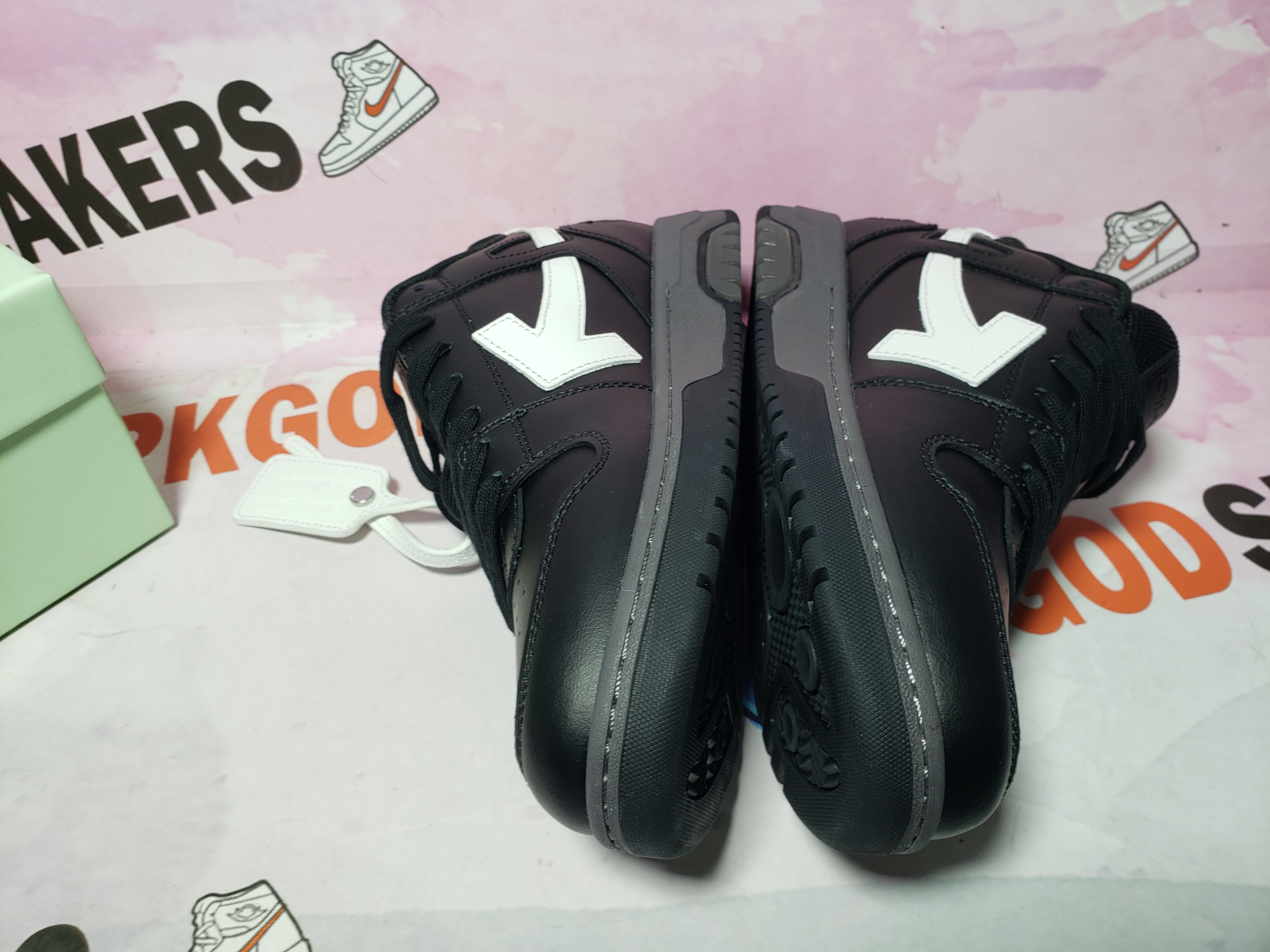 OFF-WHITE Out Of Office OOO Low Tops Black Grey White SS22,OMIA189C99LEA0011001 / OMIA189C99LEA0041001