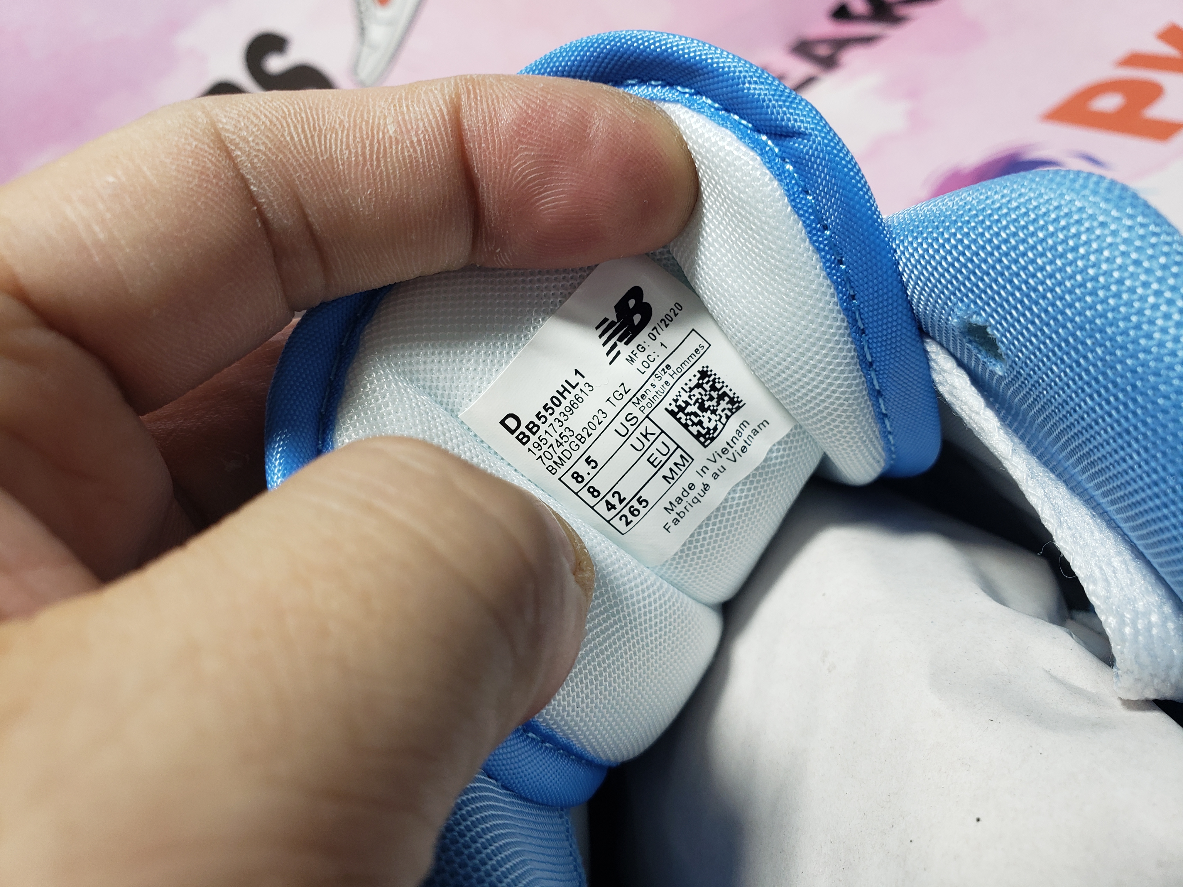 BoostMasterLin New Balance 550 UNC White University Blue BB550HL1