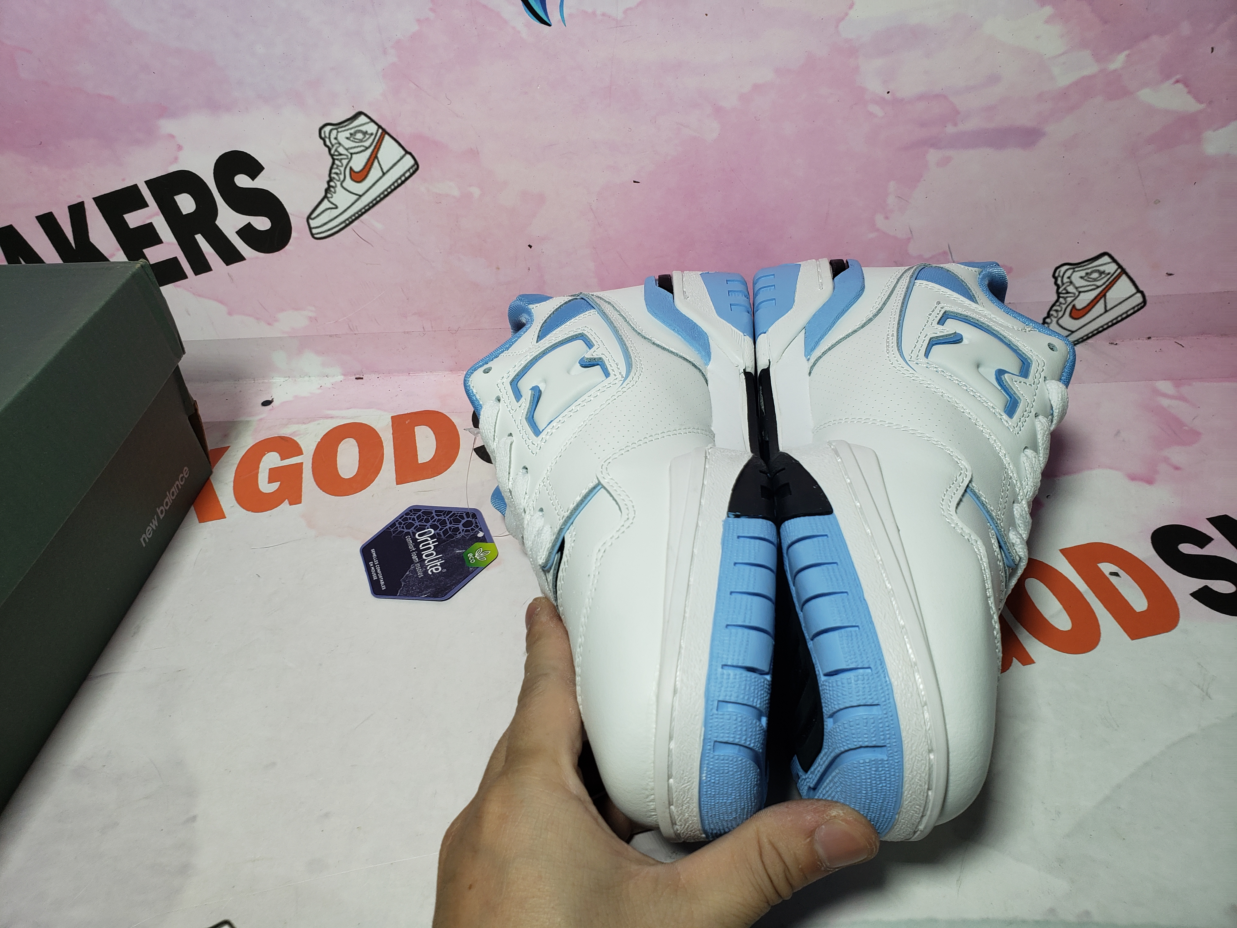 BoostMasterLin New Balance 550 UNC White University Blue BB550HL1