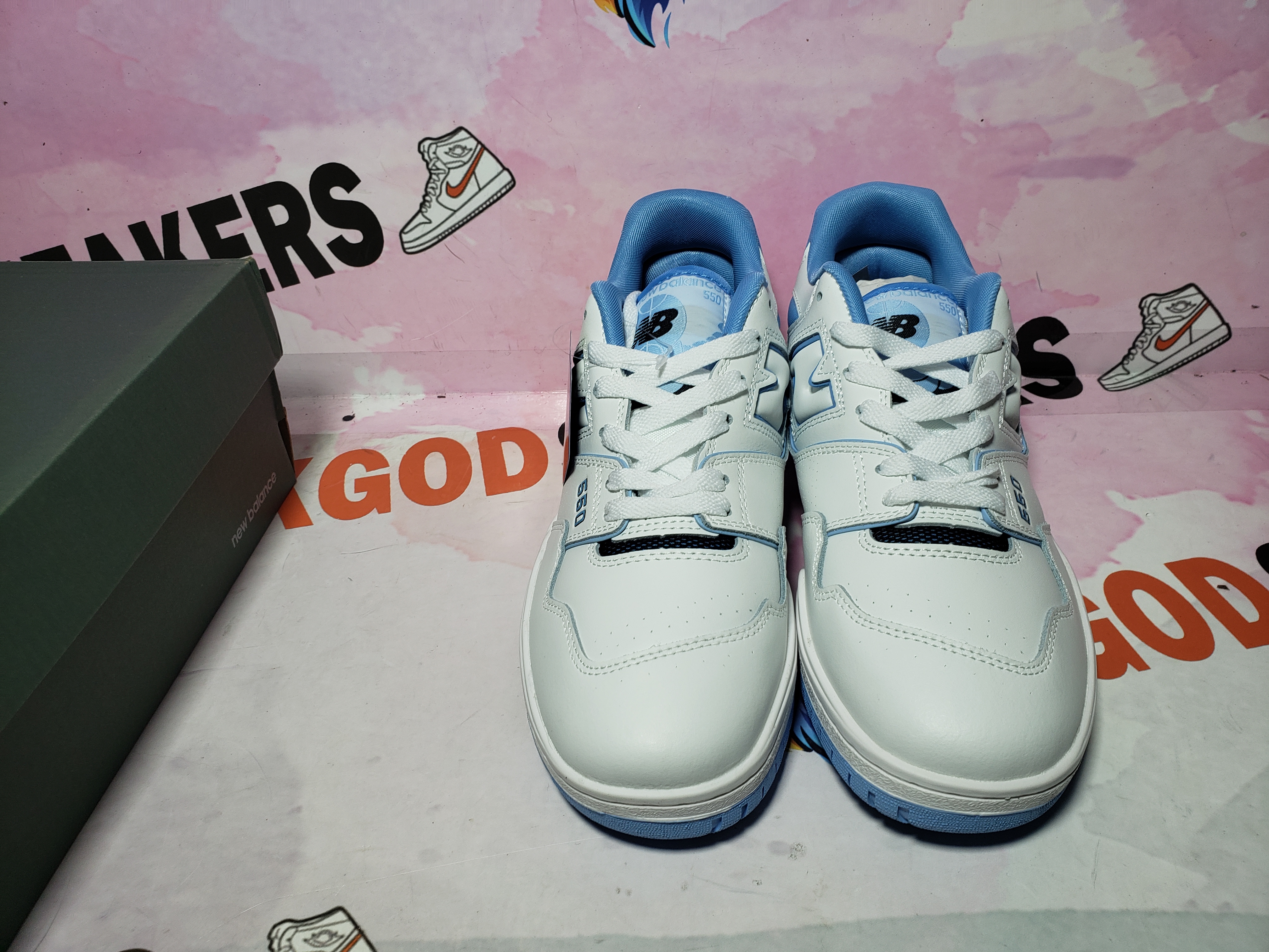 BoostMasterLin New Balance 550 UNC White University Blue BB550HL1