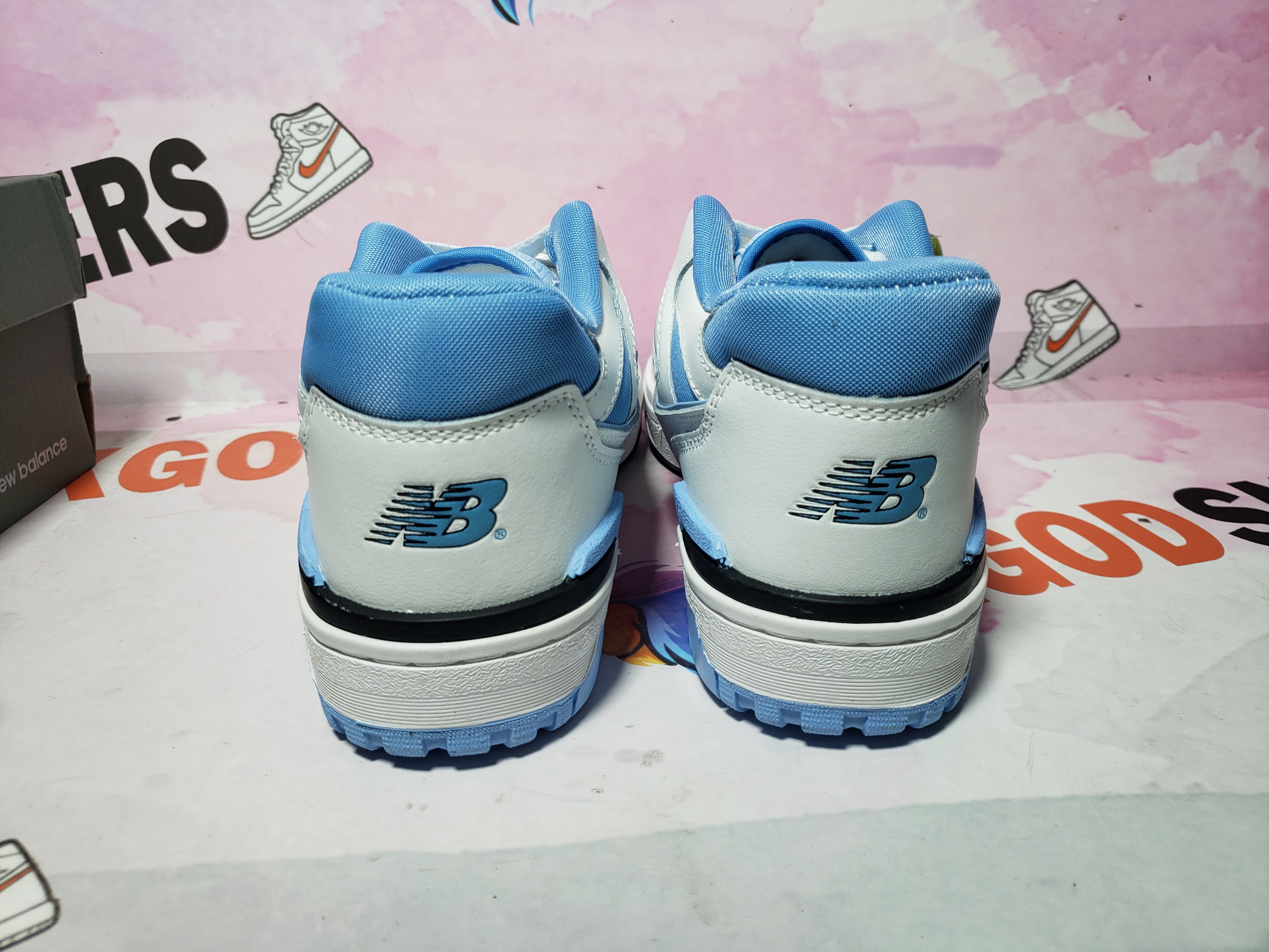 BoostMasterLin New Balance 550 UNC White University Blue BB550HL1