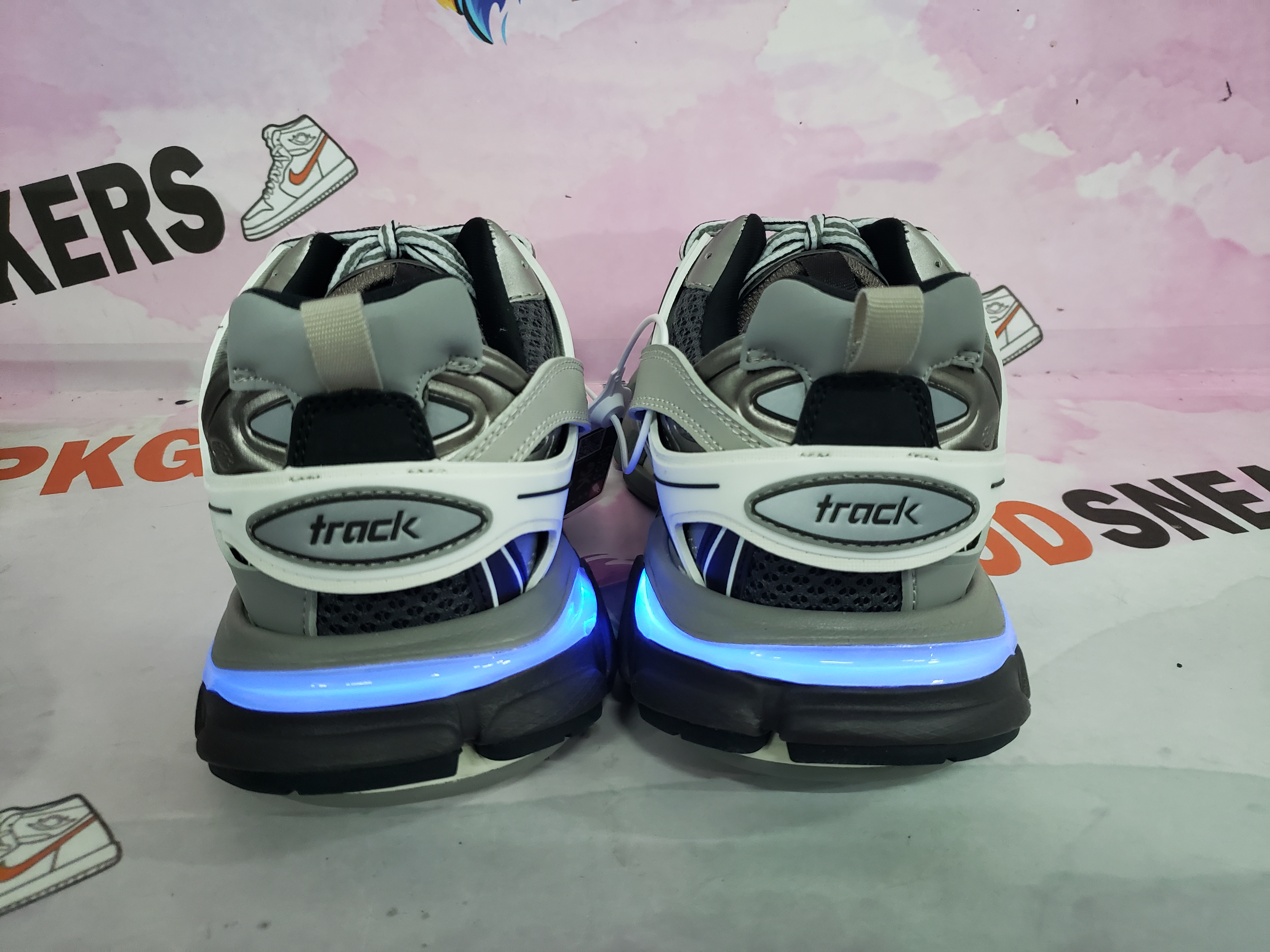 PKGoden Balenciaga  3rd LED Tess S.Grey 555032 W1GB7 1214