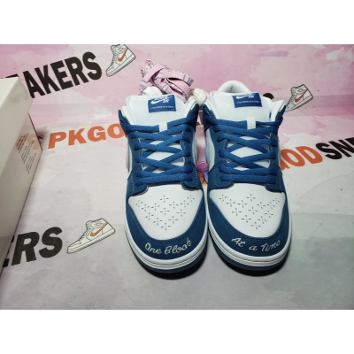 PKGoden Dunk Low Born x Raised One Block At A Time FN7819-400 02