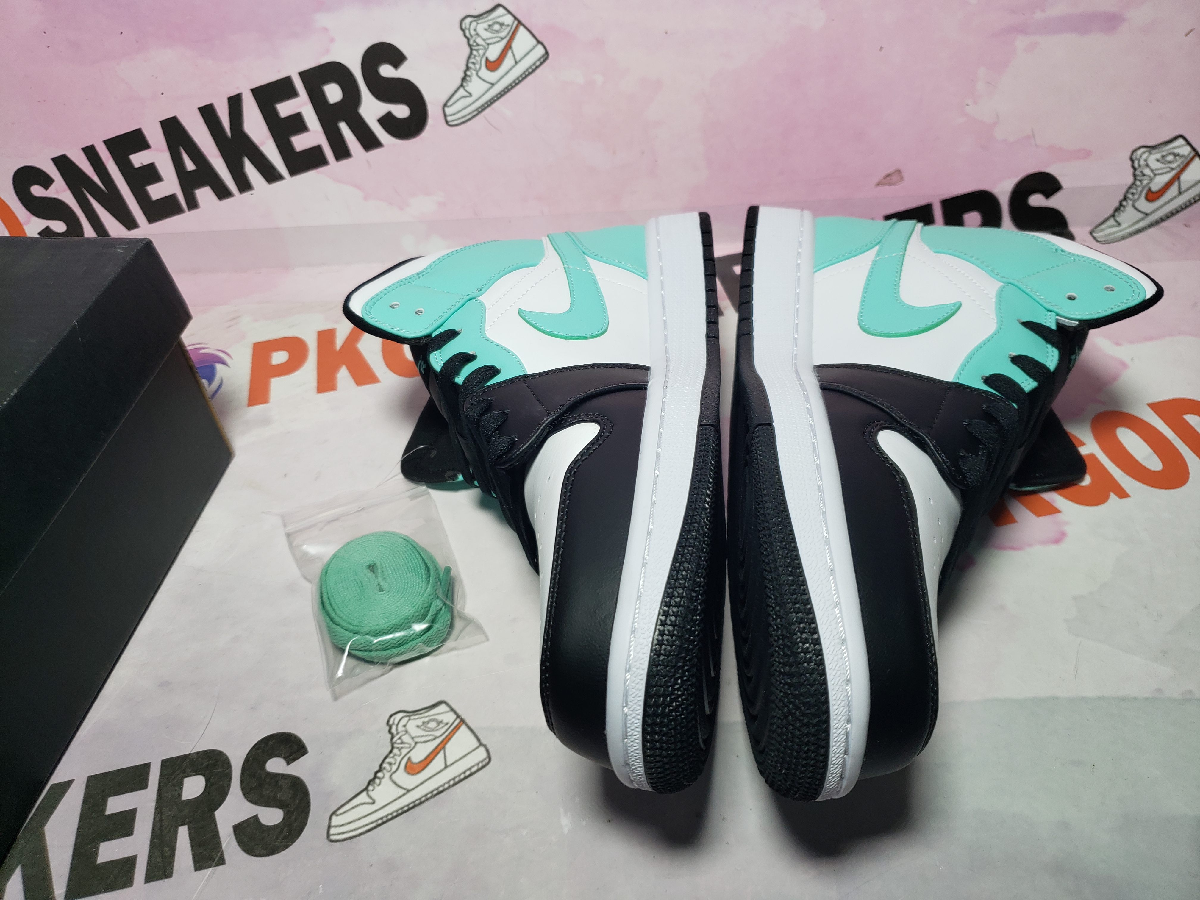 og Jordan 1 Mid SE “Island Green” 554724-132