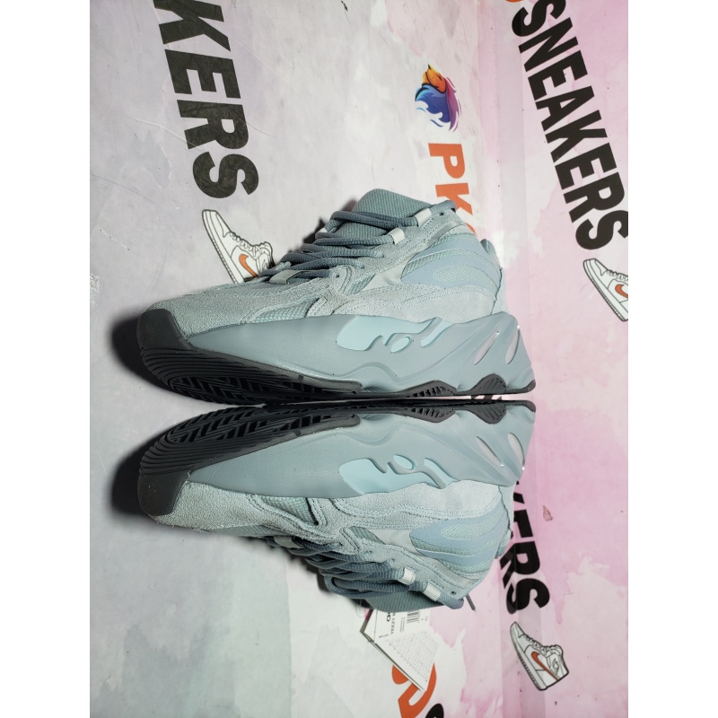 og Yeezy Boost 700 V2 Hospital Blue FV8424